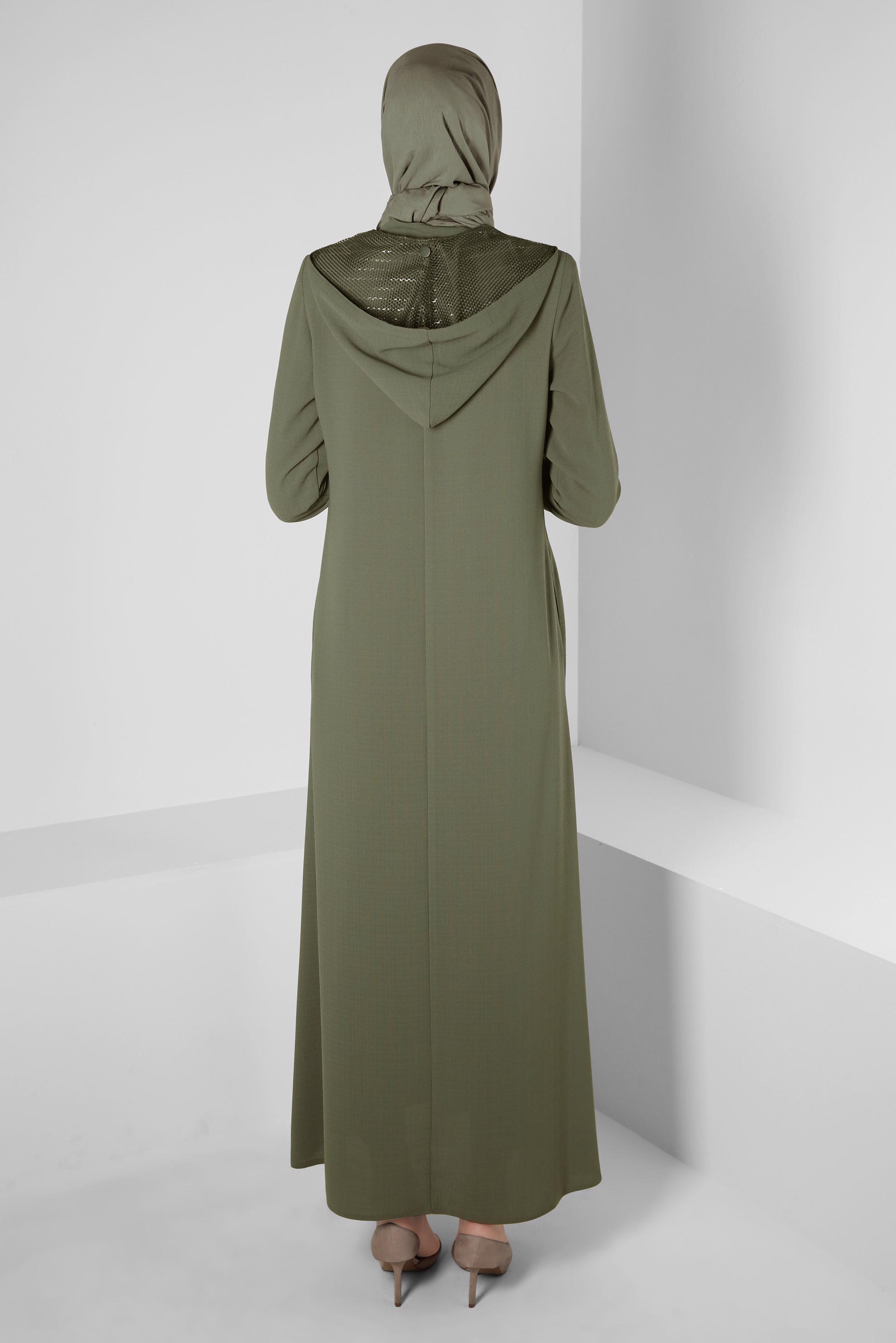 Tesettür giyim YEŞİL PÜSKÜLLÜ KAPÜŞONLU PARDESÜ 10538 