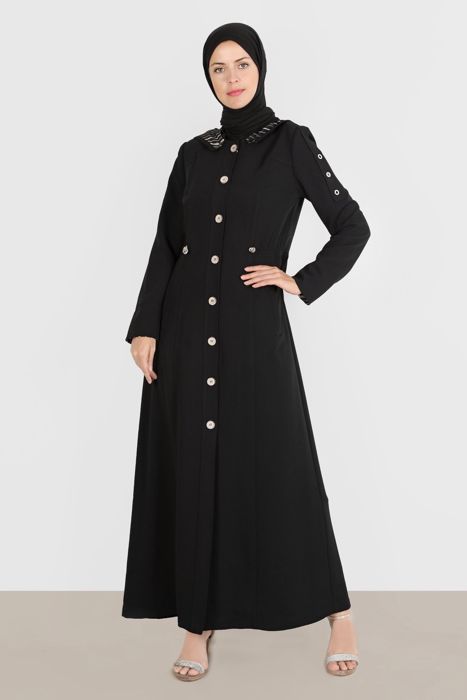 Tesettür giyim SİYAH DÜĞMELİ KAPÜŞONLU PARDESÜ 10546	