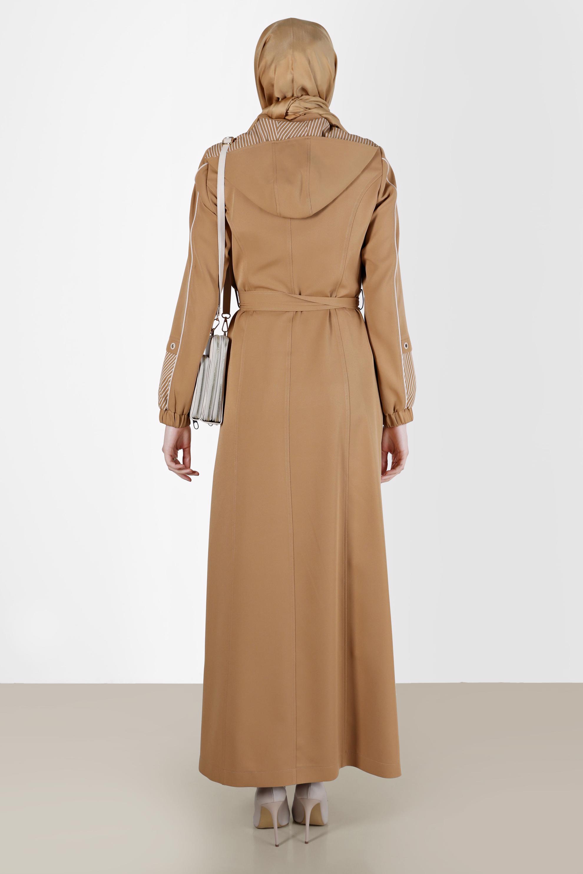 Tesettür giyim KAHVE ŞERİTLİ KUŞGÖZÜ DETAYLI PARDESÜ 10547 