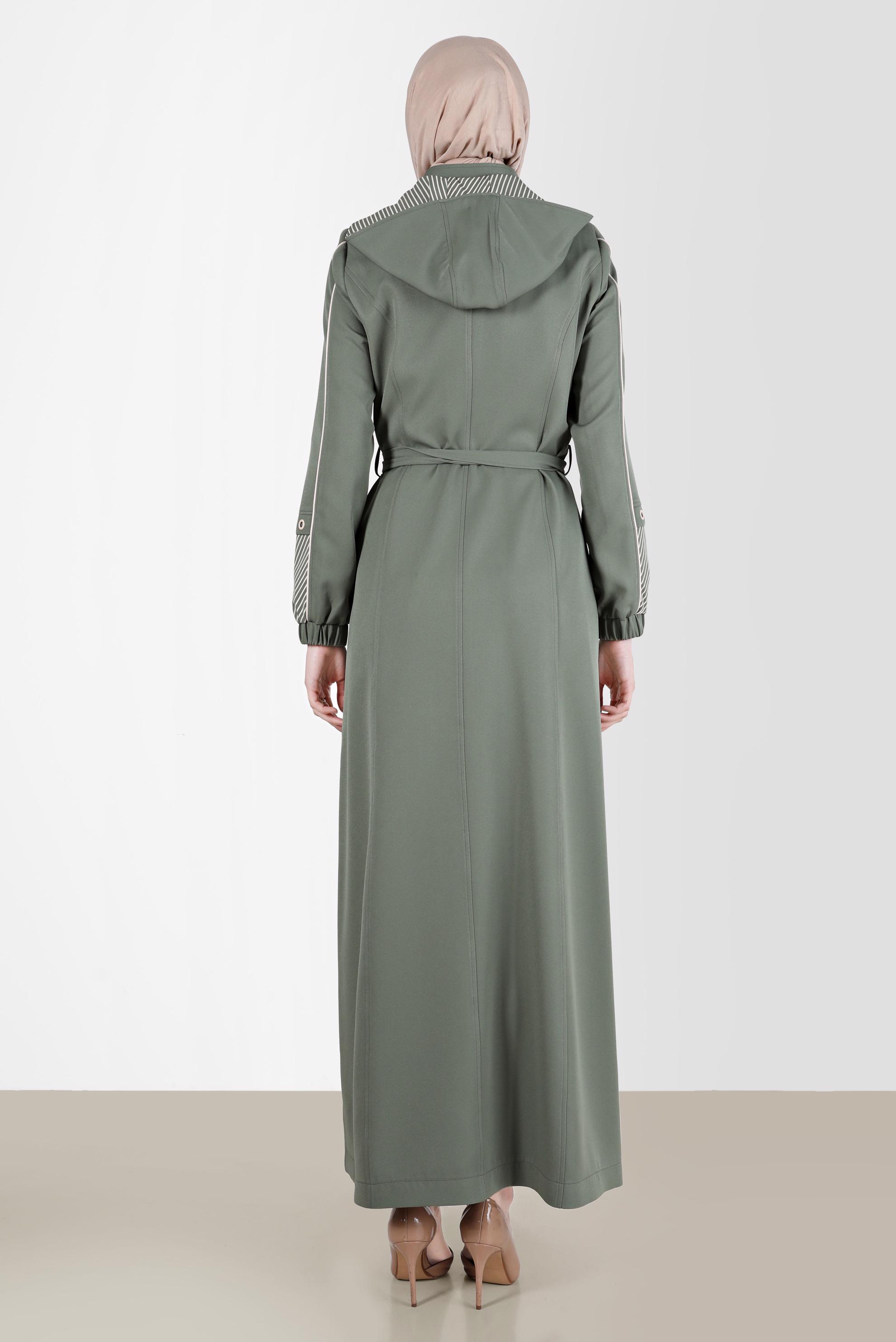 Tesettür giyim YEŞİL ŞERİTLİ KUŞGÖZÜ DETAYLI PARDESÜ 10547 