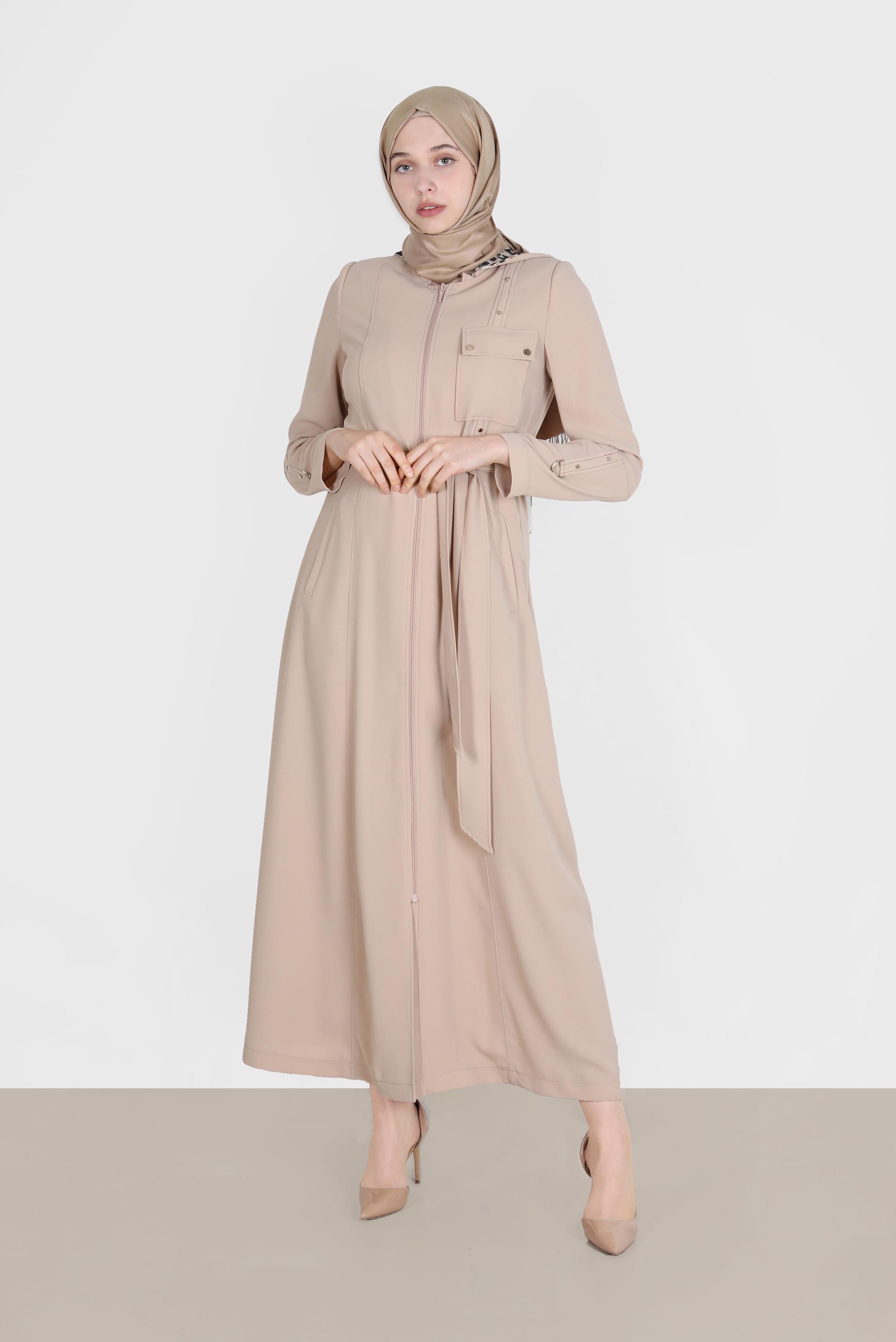 Tesettür giyim BEJ KAPÜŞONLU LEOPAR DESENLİ PARDESÜ 10549 