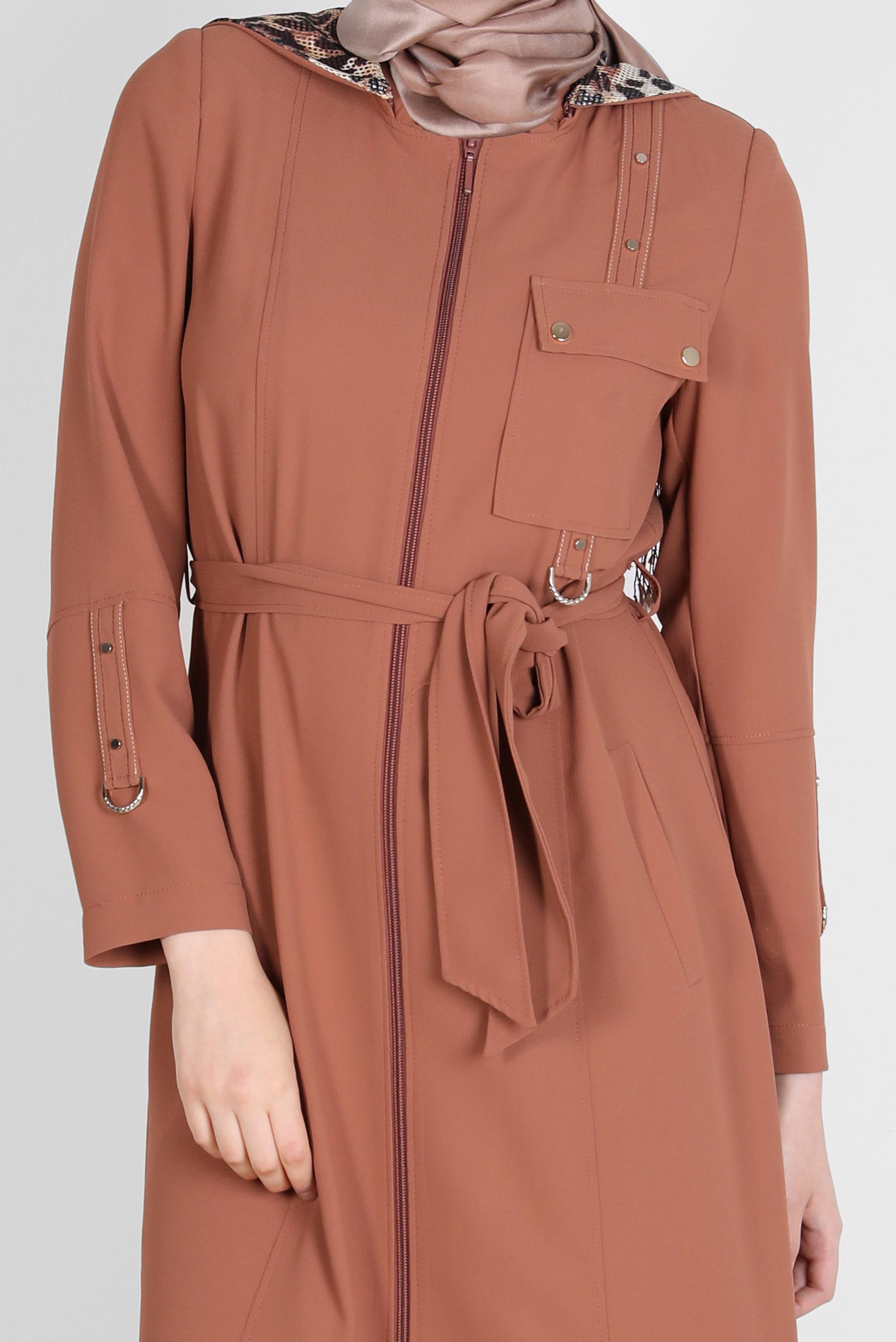 Tesettür giyim TURUNCU KAPÜŞONLU LEOPAR DESENLİ PARDESÜ 10549 