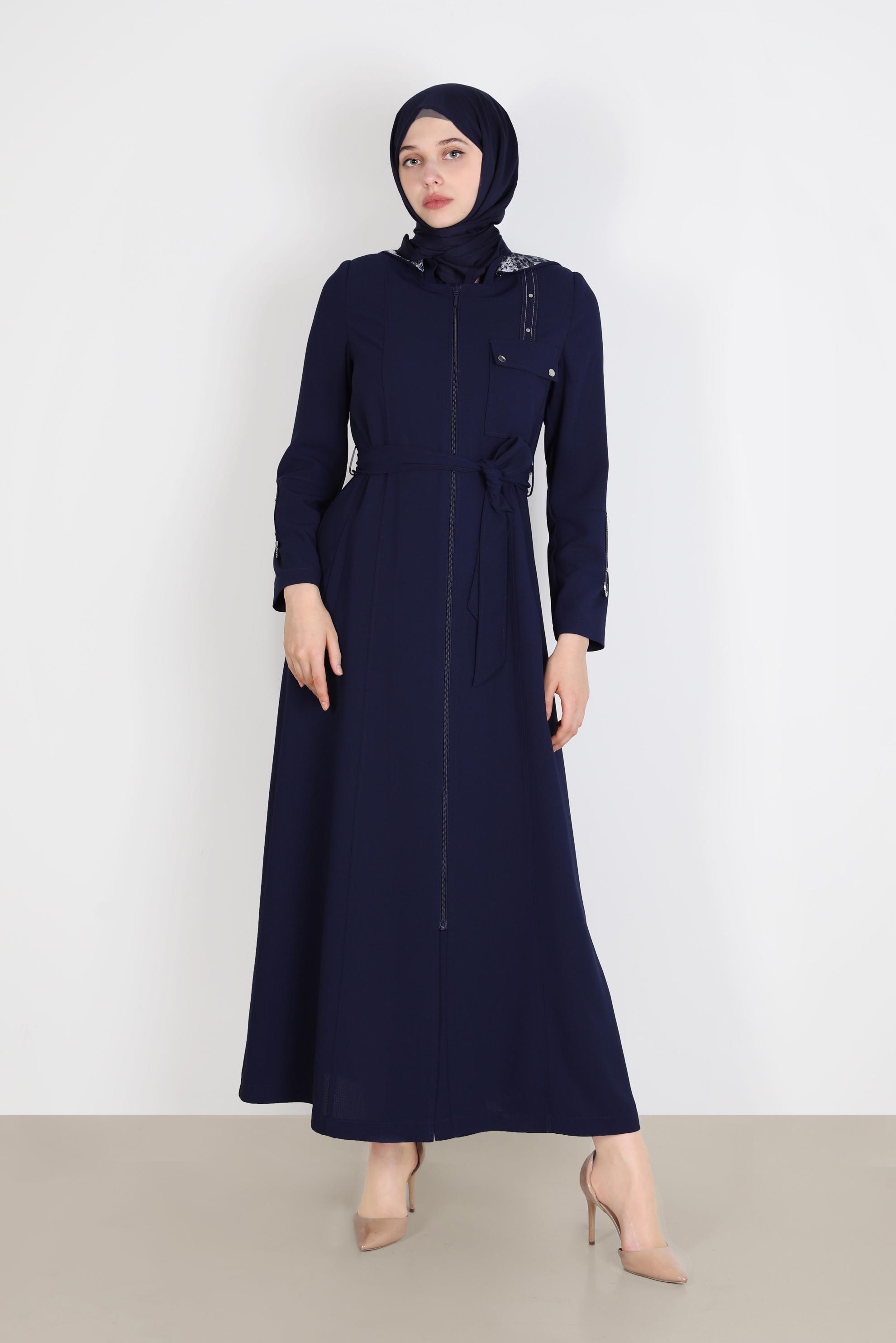 Tesettür giyim LACİVERT KAPÜŞONLU LEOPAR DESENLİ PARDESÜ 10549 