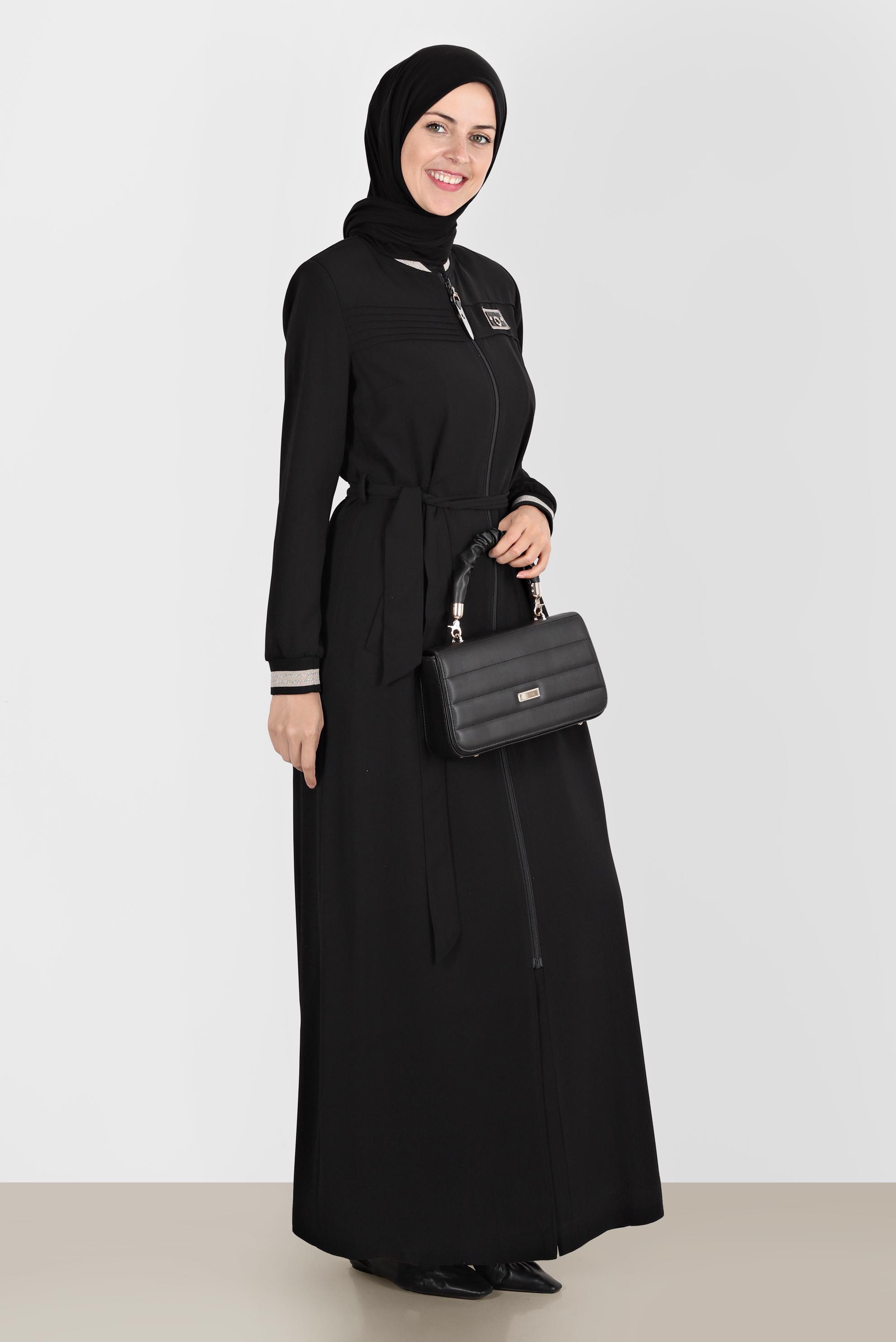 Tesettür giyim SİYAH FERMUARLI KUŞAKLI PARDESÜ 10551 