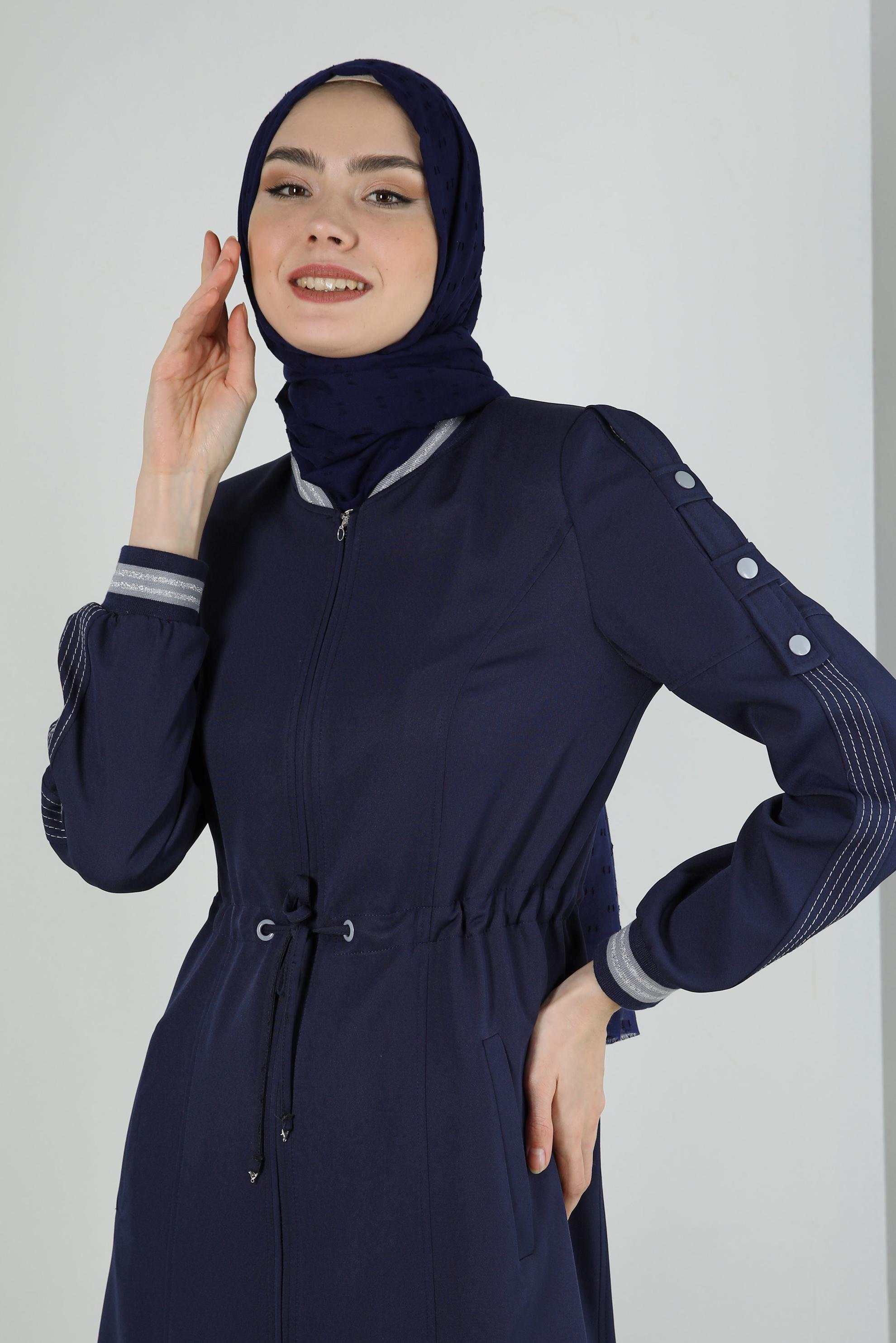 Tesettür giyim LACİVERT BELİ BÜZGÜLÜ MANŞETLERİ LASTİKLİ PARDESÜ 10553