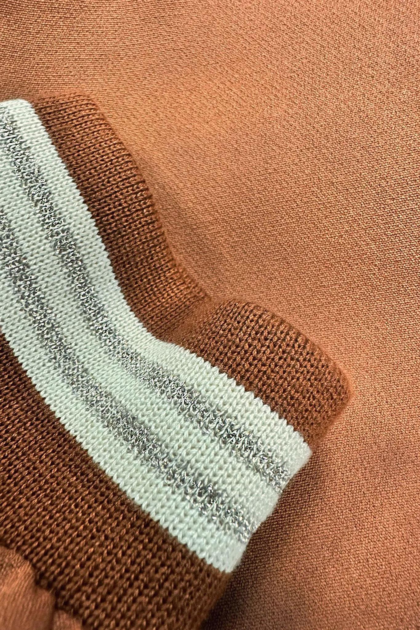 Tesettür giyim TABA BELİ BÜZGÜLÜ MANŞETLERİ LASTİKLİ PARDESÜ 10553