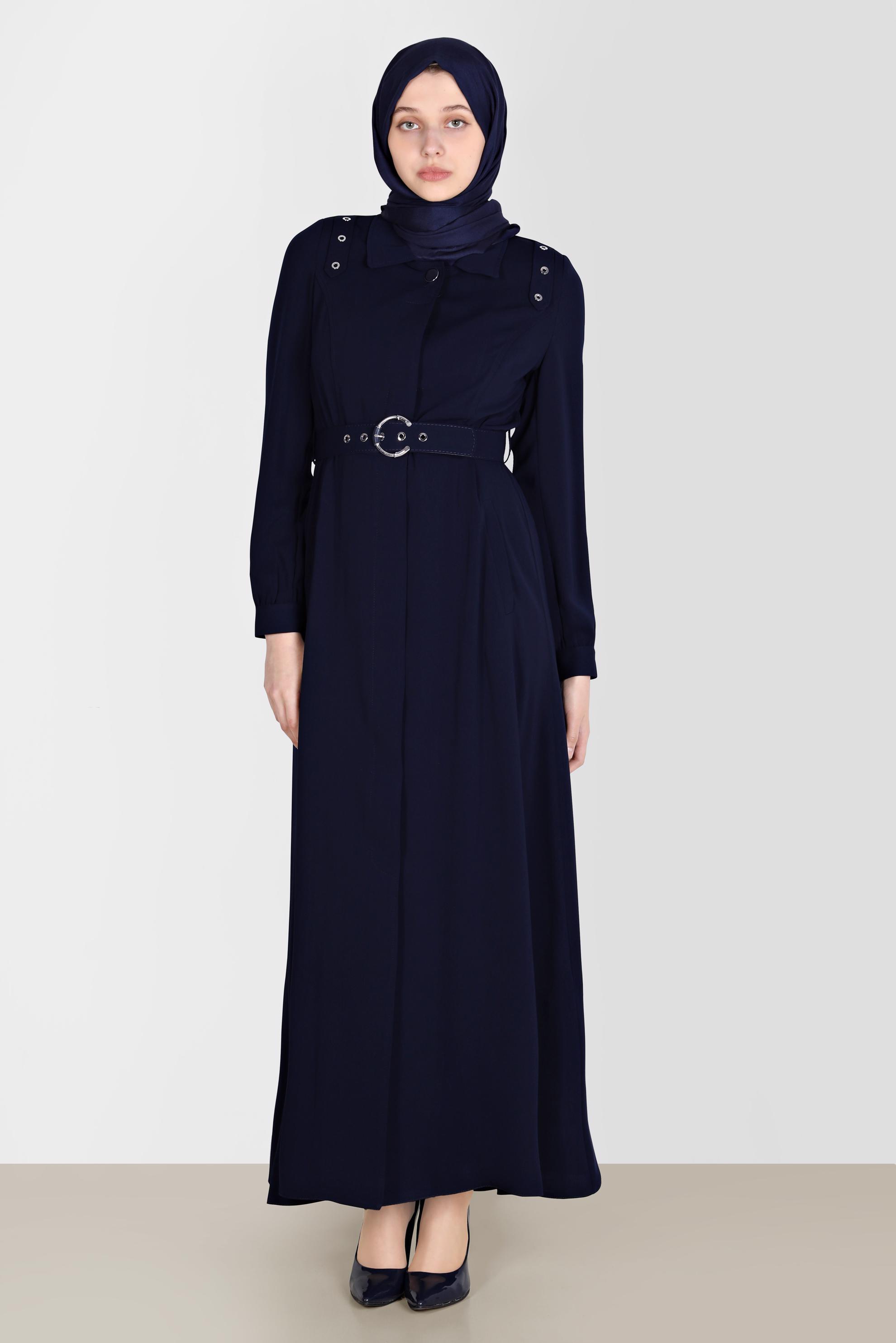 Tesettür giyim LACİVERT KUŞGÖZÜ DETAYLI KEMERLİ PARDESÜ 10555 