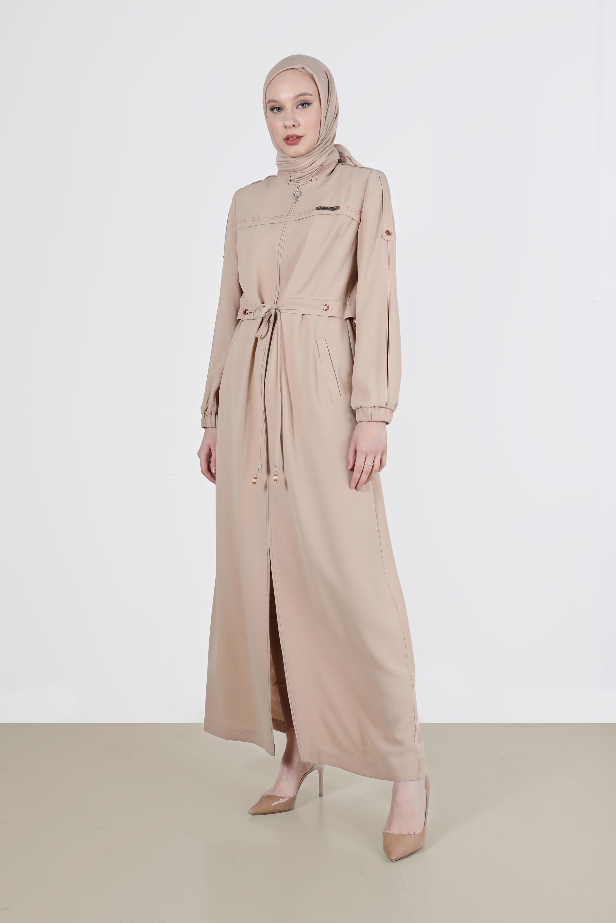 Tesettür giyim BEJ MANŞETLERİ LASTİKLİ BELDEN BAĞLAMALI PARDESÜ 10558	