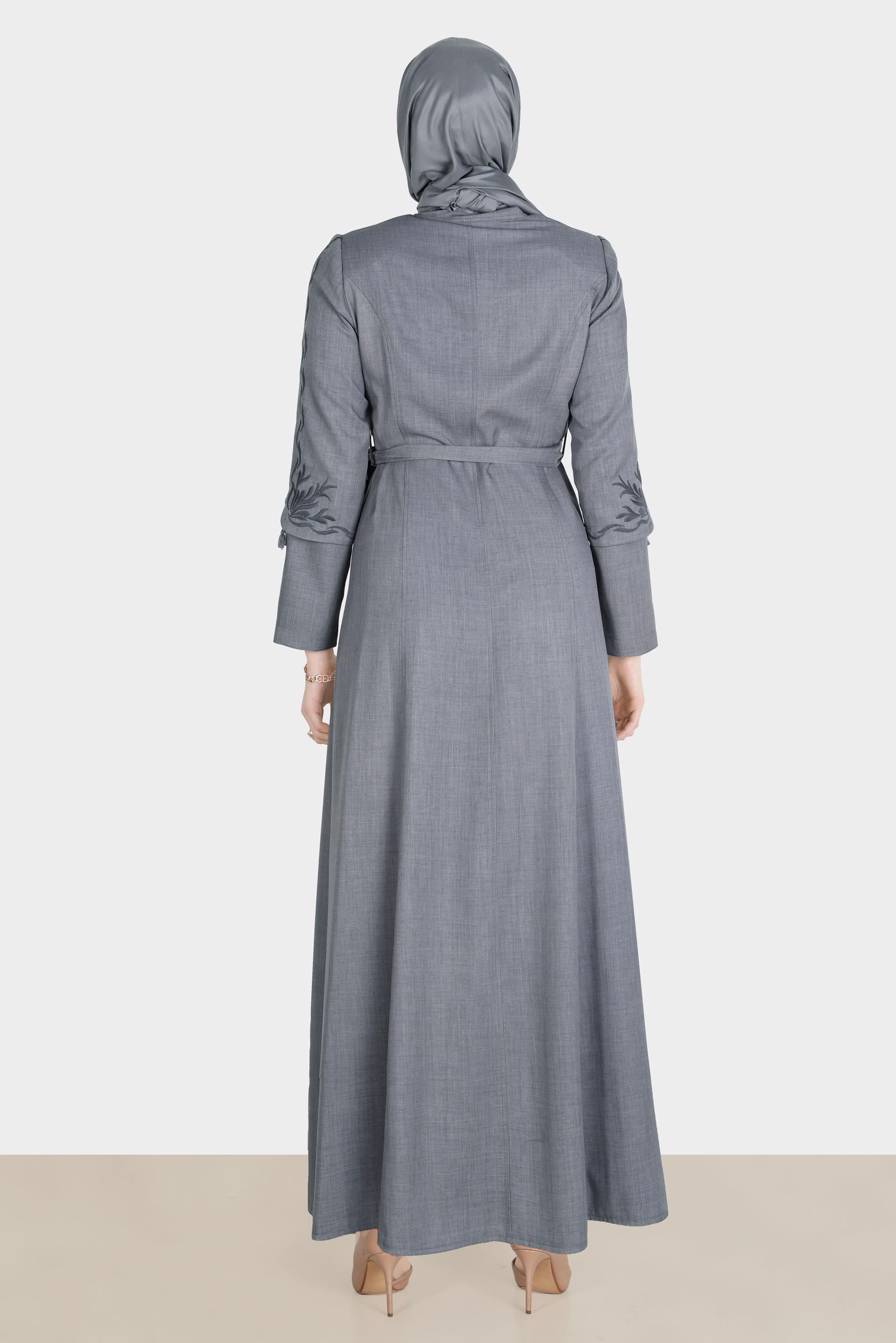 Tesettür giyim GRİ KOLLARI NAKIŞLI PARDESÜ 10573 