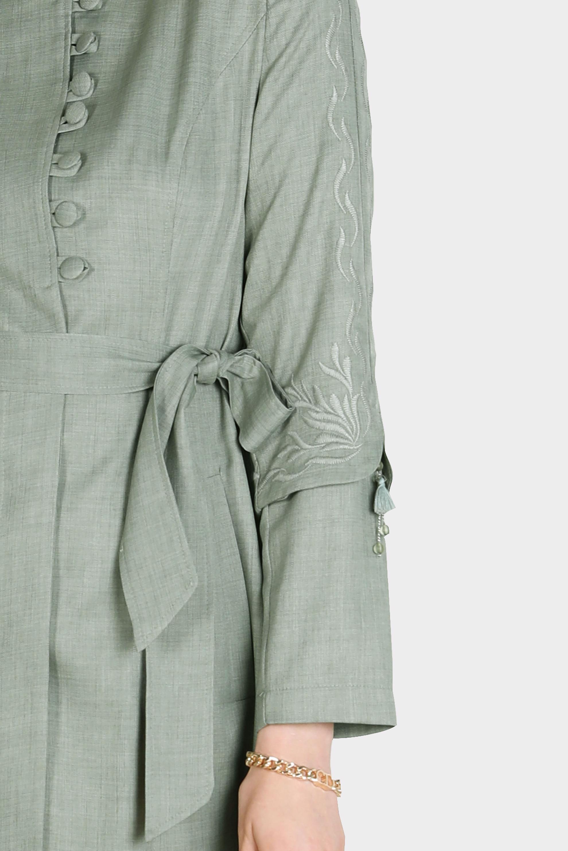 Tesettür giyim YEŞİL KOLLARI NAKIŞLI PARDESÜ 10573 