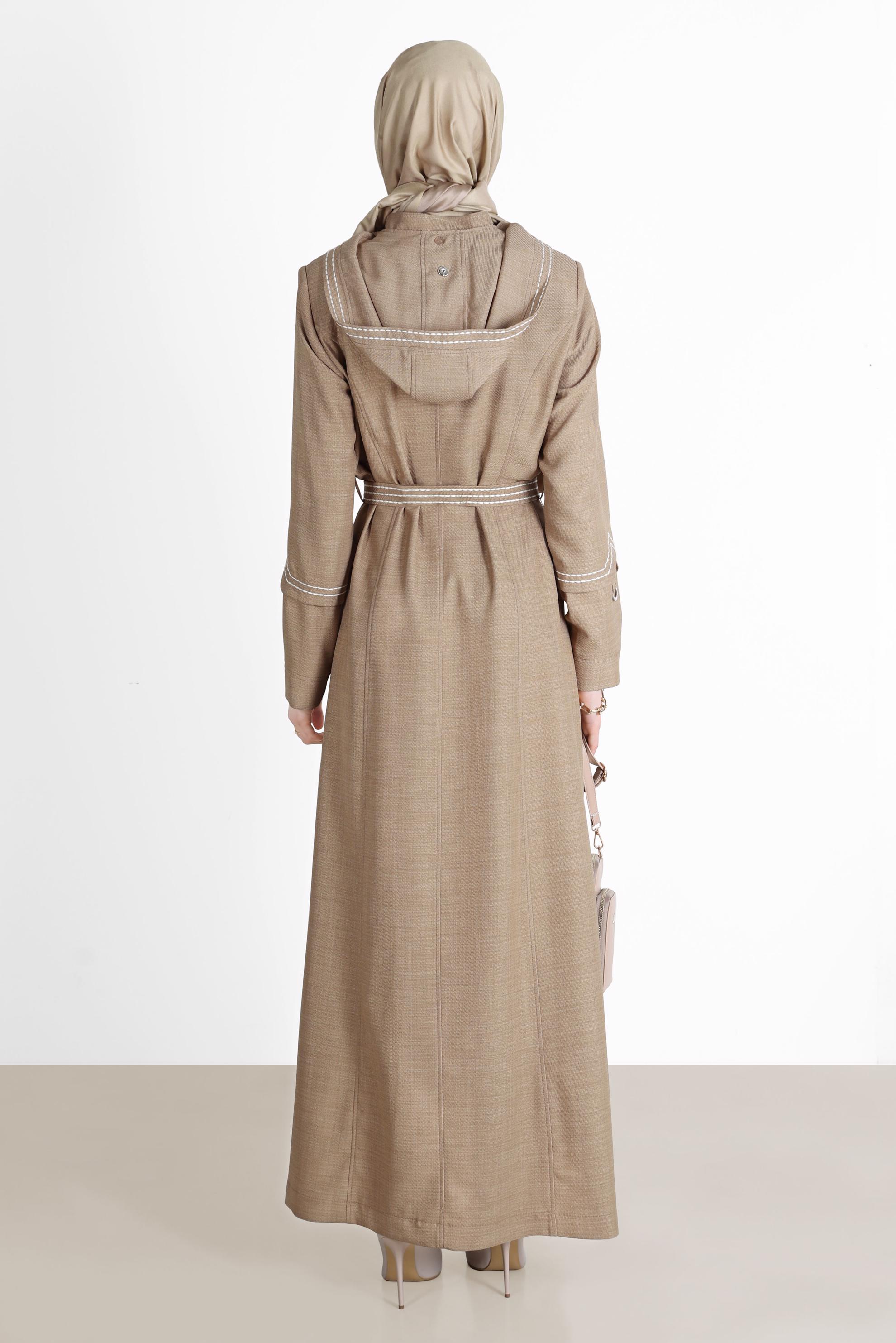 Tesettür giyim KAHVE NAKIŞLI KAPÜŞONLU PARDESÜ 10575	