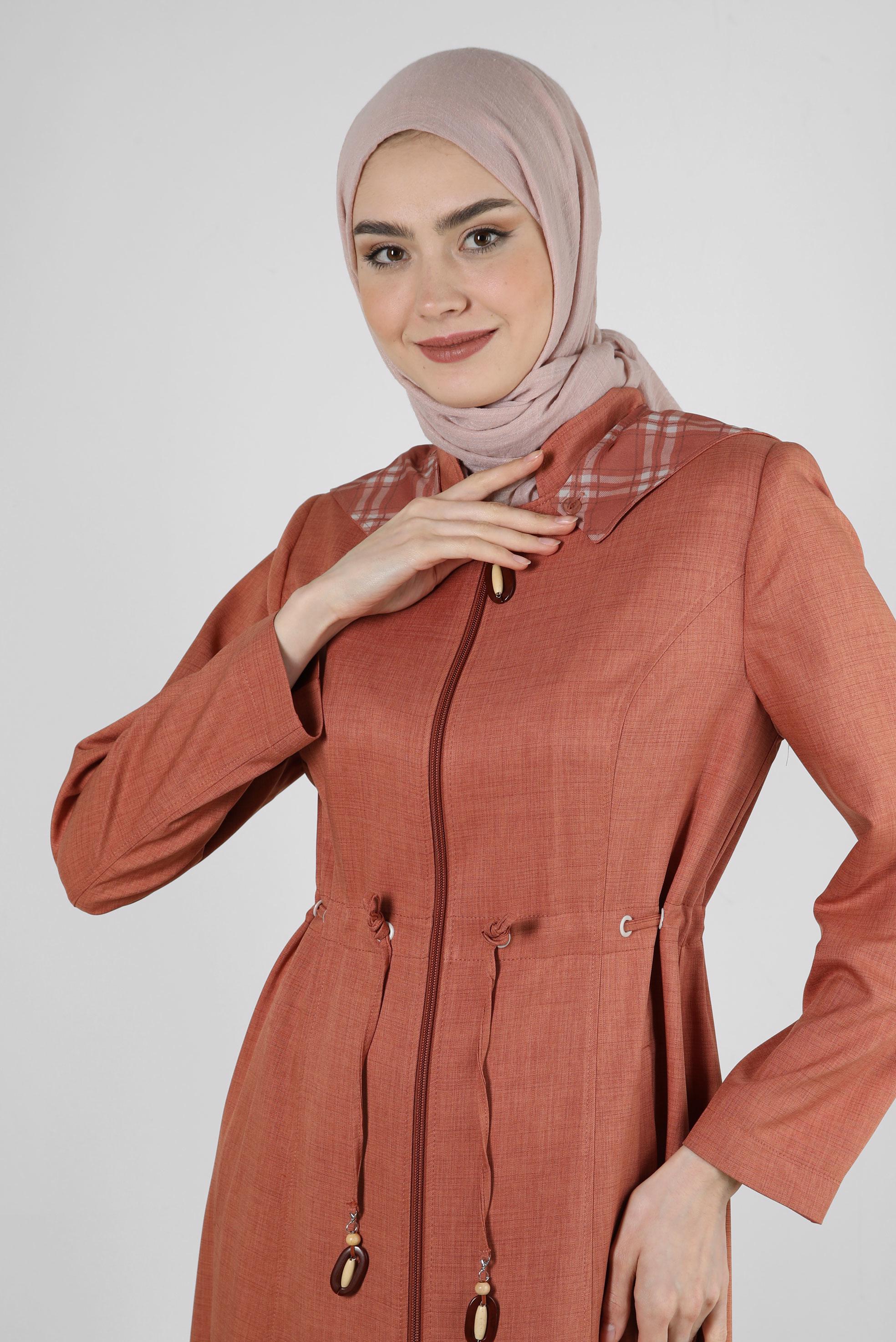 Tesettür giyim TURUNCU KAPÜŞONU EKOSE DESENLİ PARDESÜ 10576 