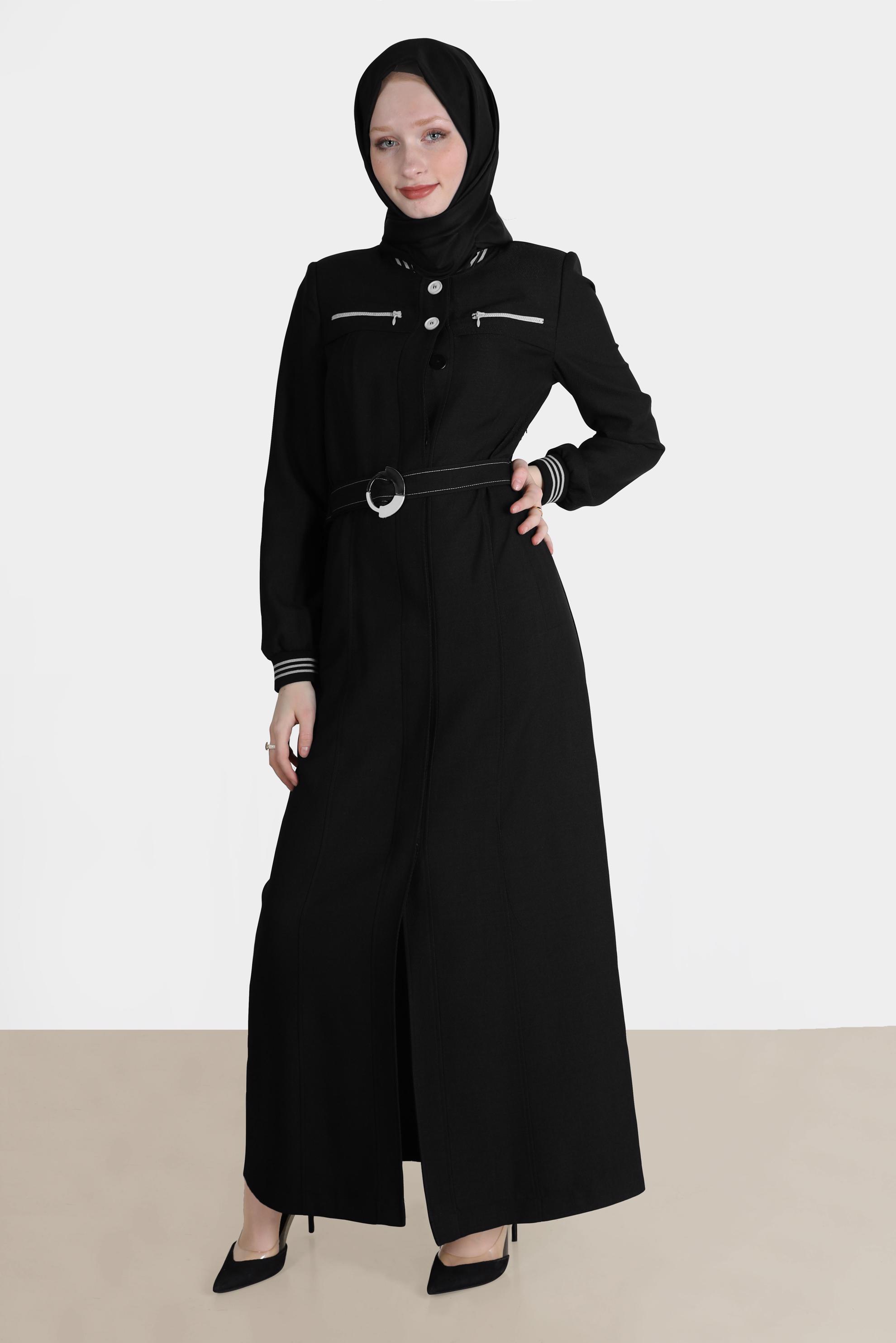 Tesettür giyim SİYAH KUŞAKLI DÜĞMELİ PARDESÜ 10577