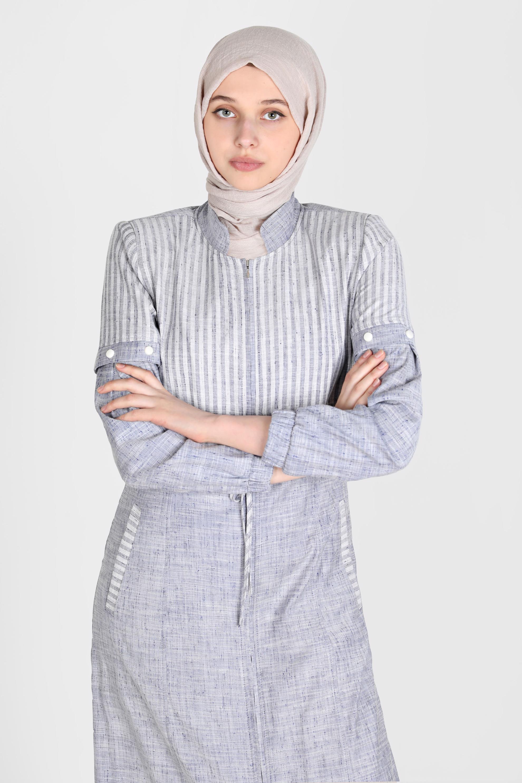 Tesettür giyim LACİVERT BELİ BÜZGÜLÜ FERMUARLI PARDESÜ 10587 