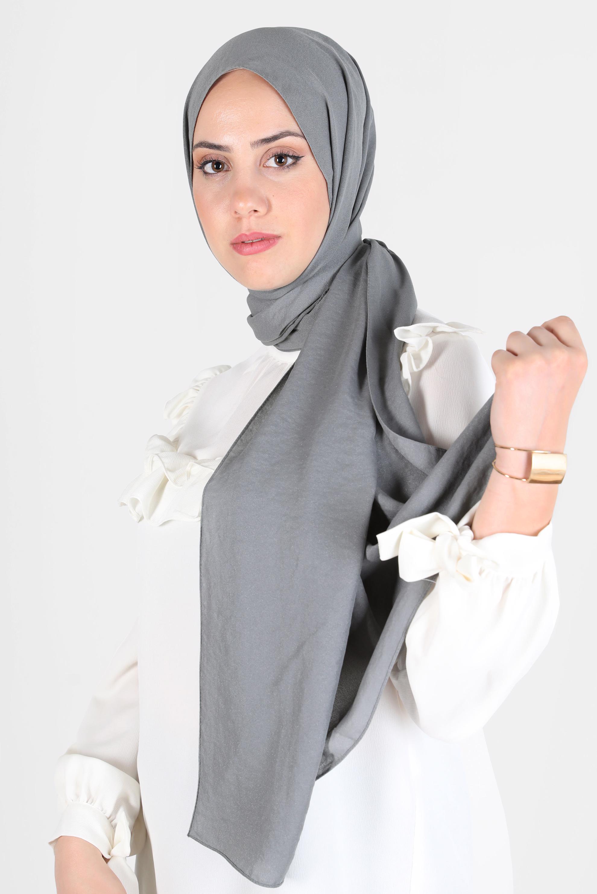 Tesettür giyim GRİ ALVİNA PARLAK CAZ ŞAL 8116