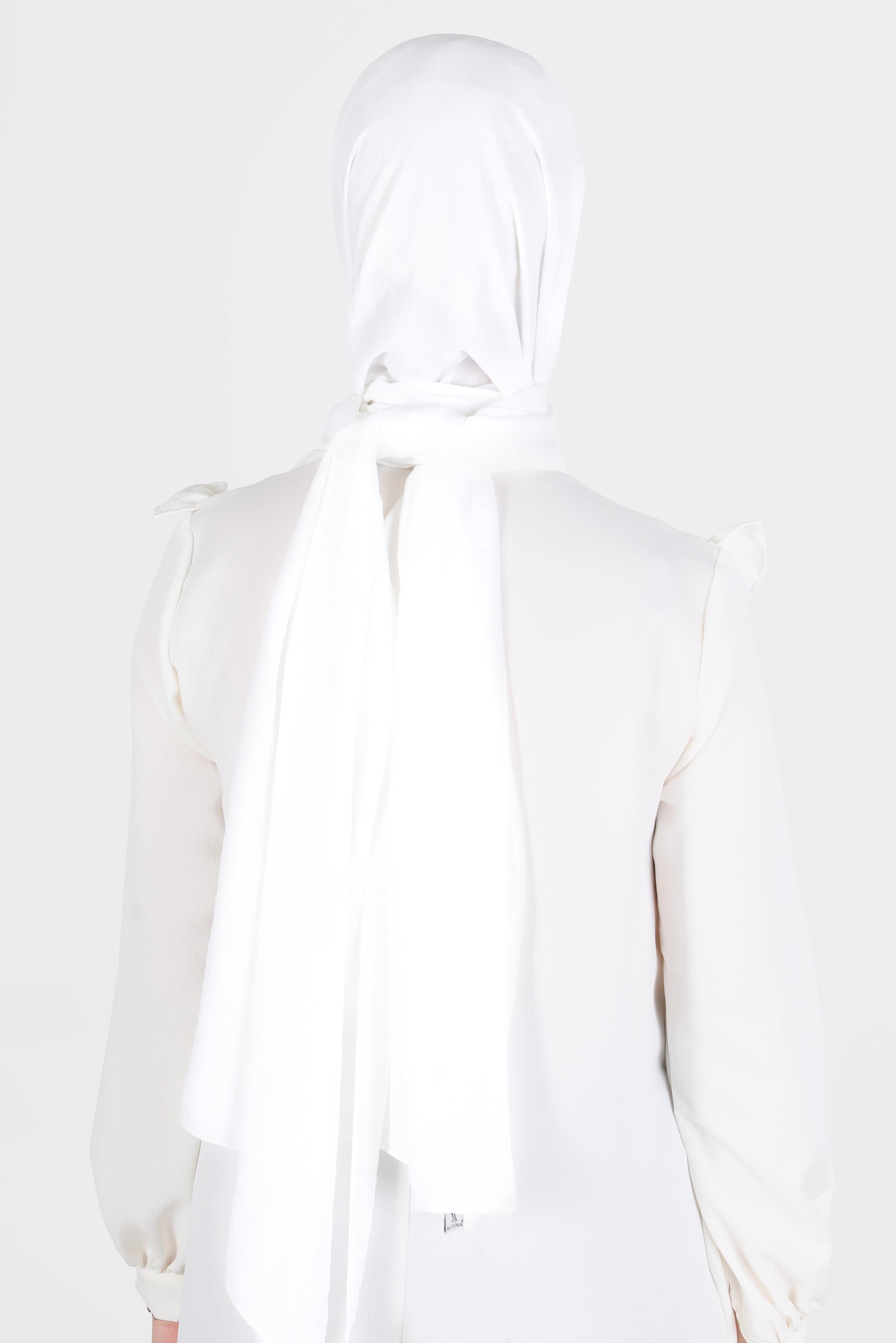 Tesettür giyim EKRU ALVİNA PARLAK CAZ ŞAL 8116