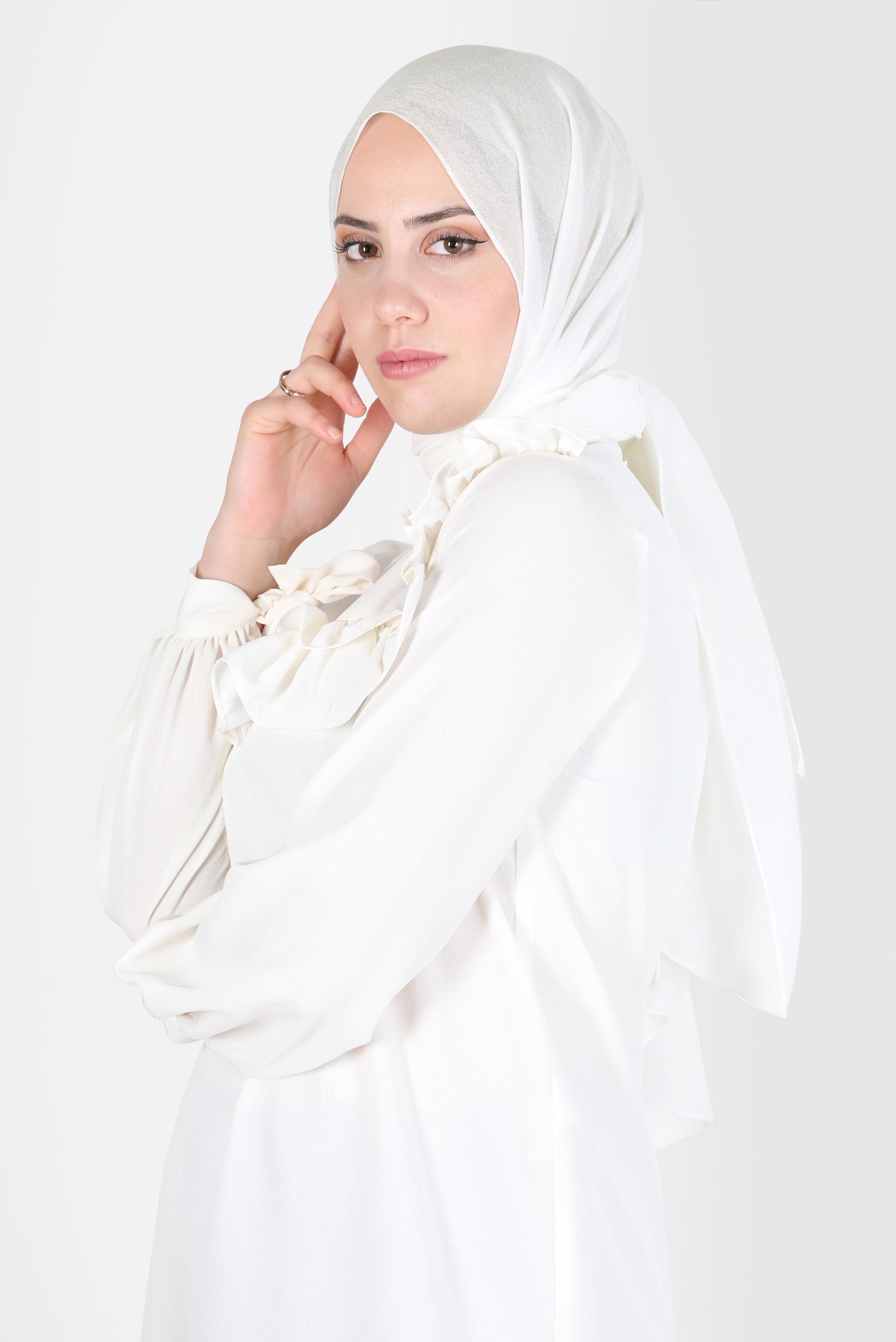 Tesettür giyim EKRU ALVİNA KAR İPLİĞİ ŞAL 8125 