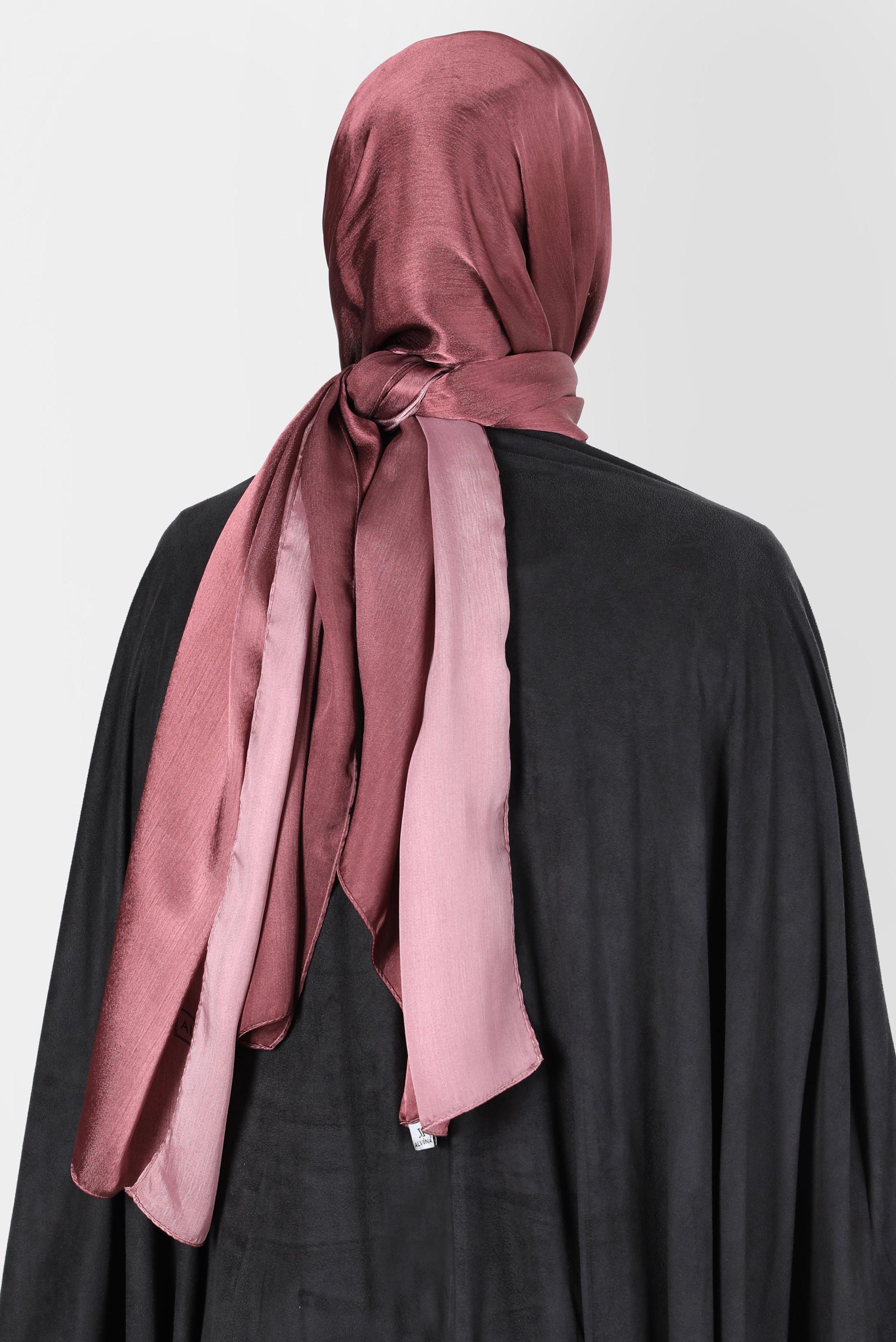 Tesettür giyim MÜRDÜM ALVİNA JANJANLI DEGRADE ŞAL 8129