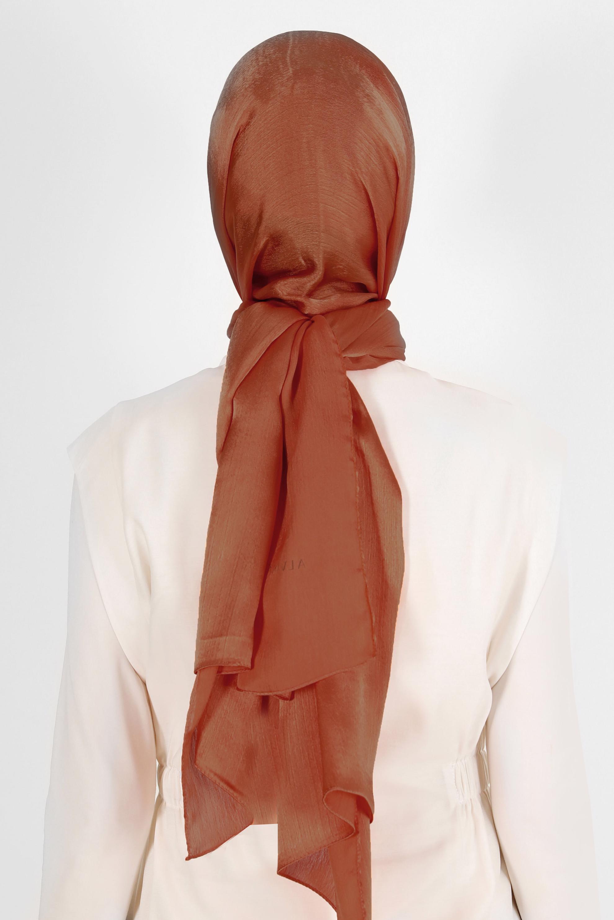 Tesettür giyim TURUNCU ALVİNA JANJANLI ŞAL 8139	