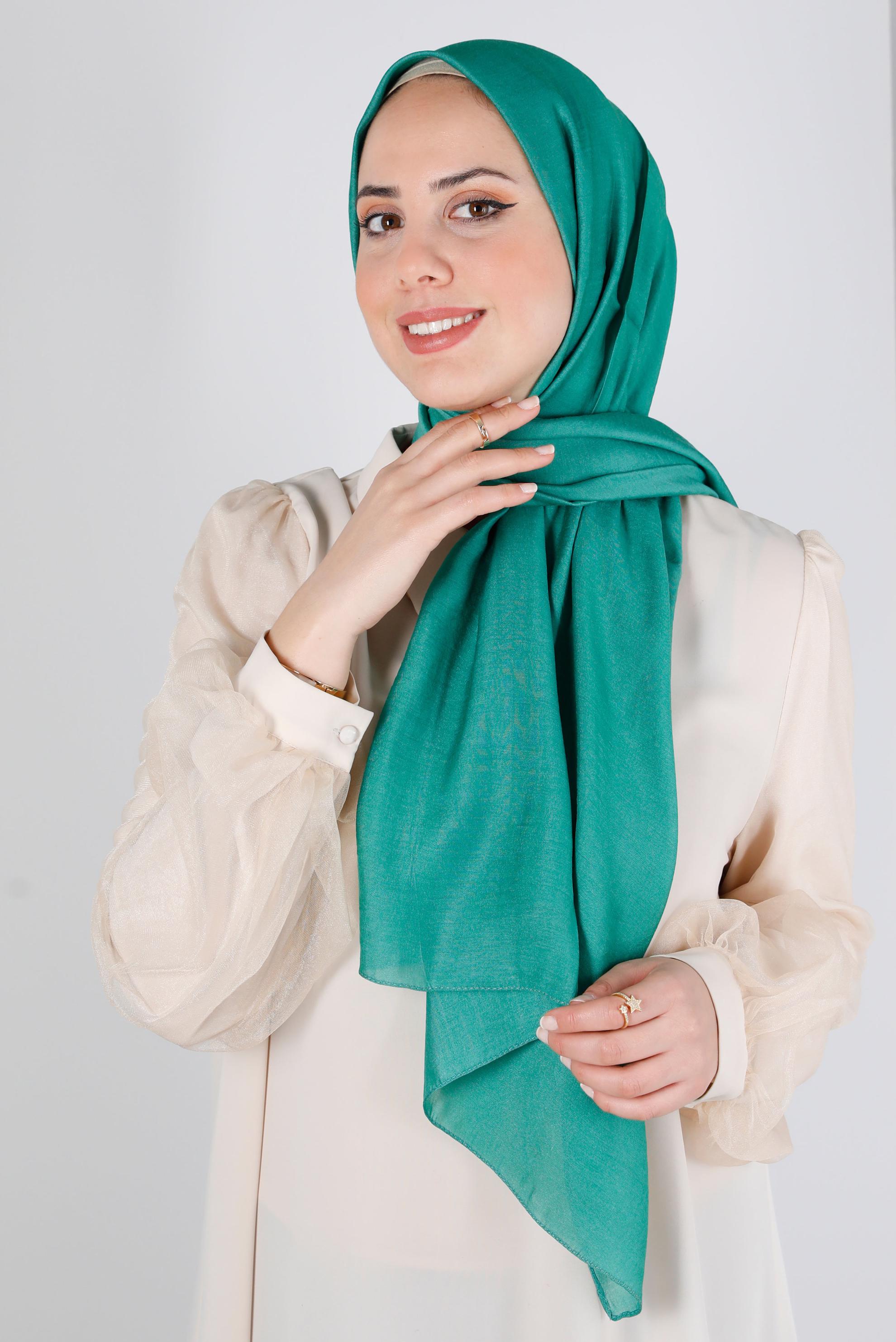 Tesettür giyim YEŞİL ALVİNA İNCE İPEKSİ ŞAL 8141