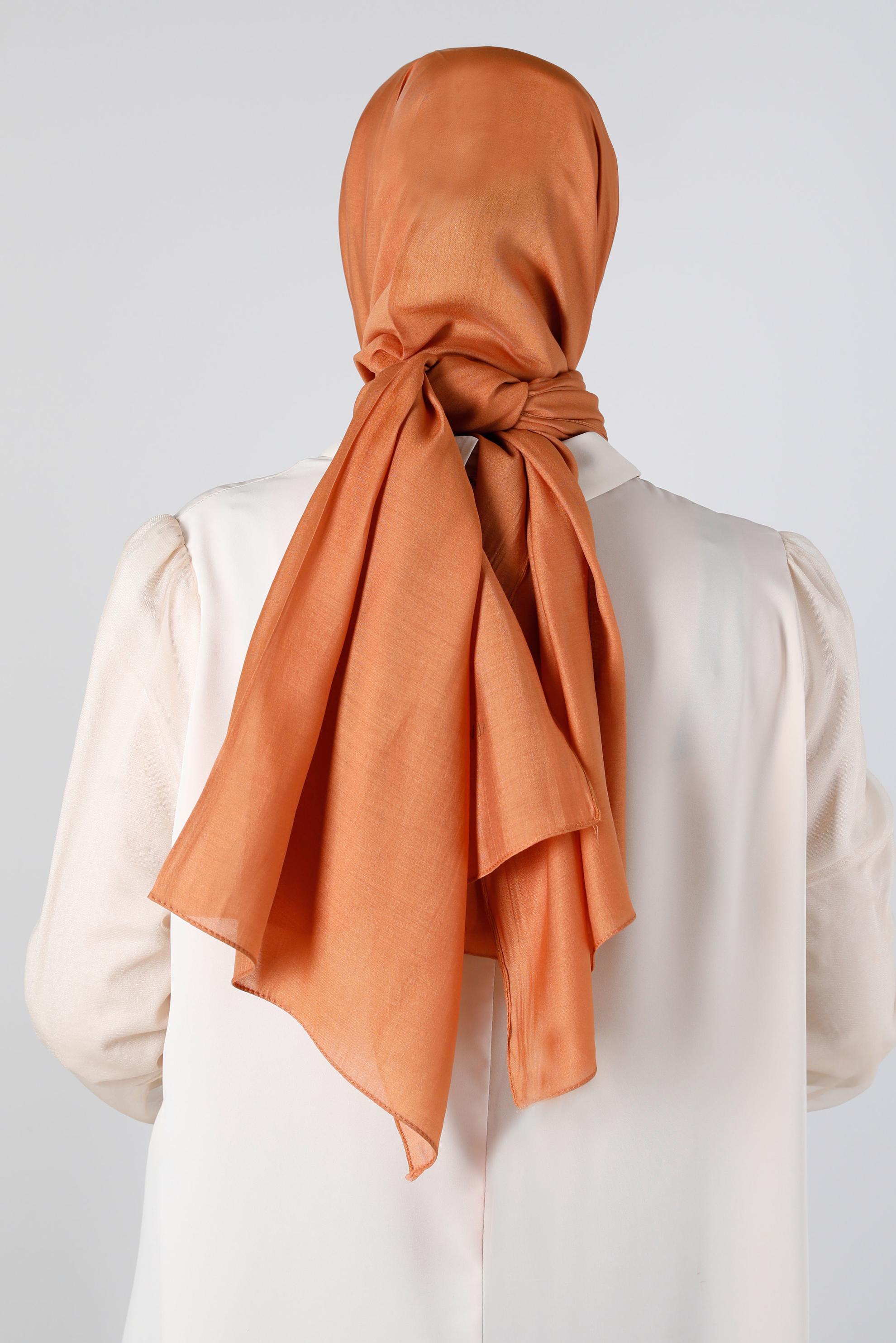 Tesettür giyim TURUNCU ALVİNA İNCE İPEKSİ ŞAL 8141