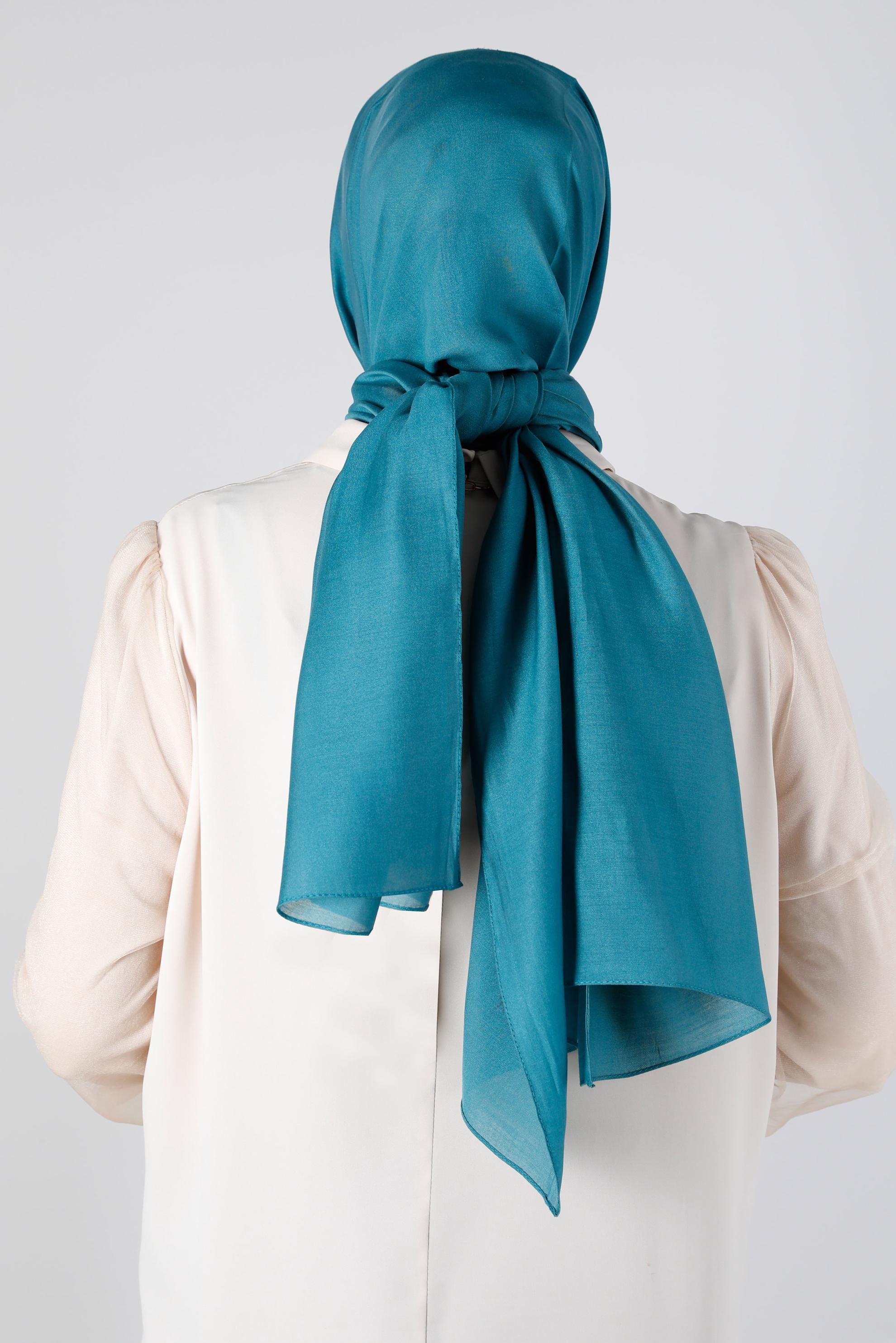 Tesettür giyim MAVİ ALVİNA İNCE İPEKSİ ŞAL 8141