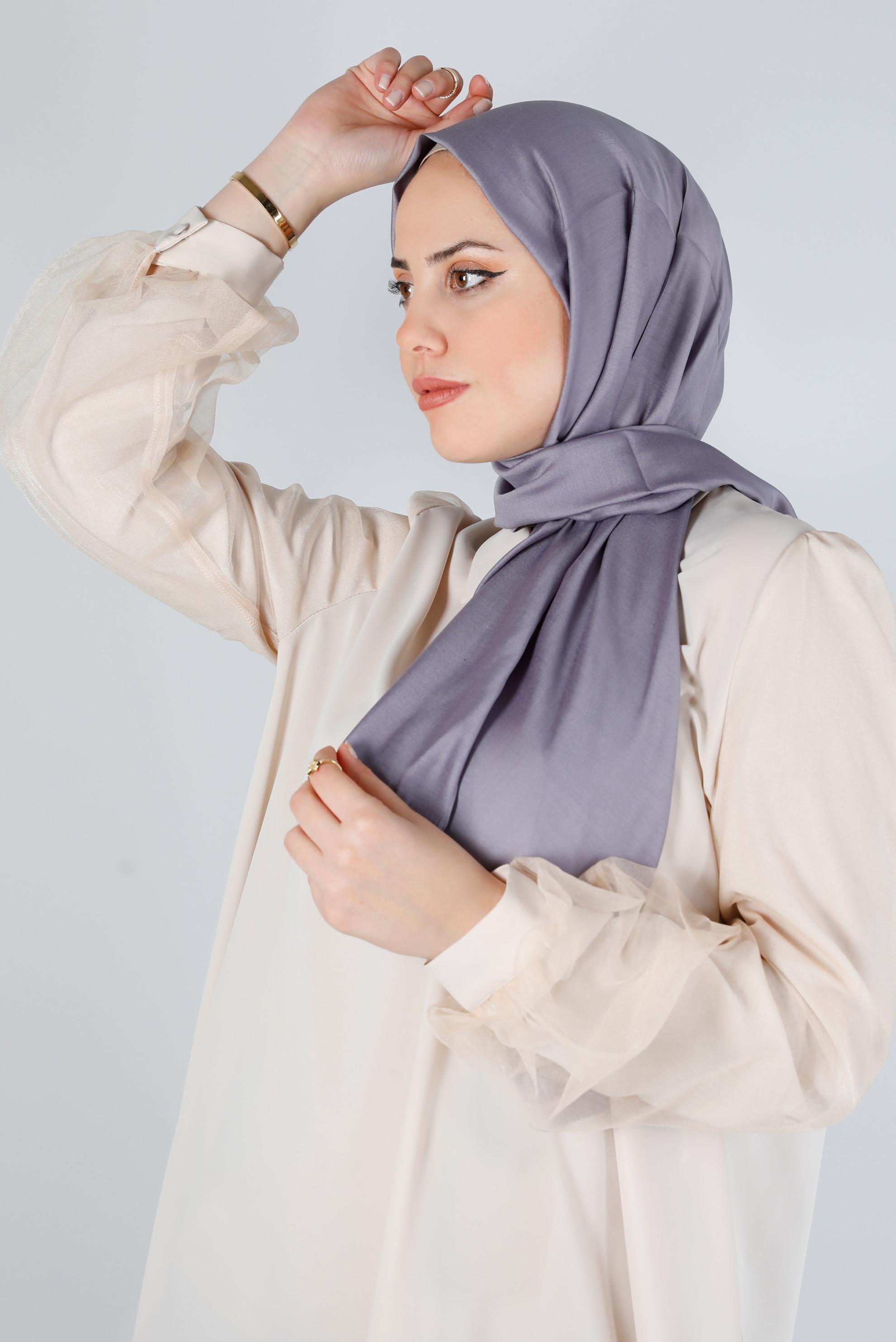 Tesettür giyim GRİ ALVİNA İNCE İPEKSİ ŞAL 8141