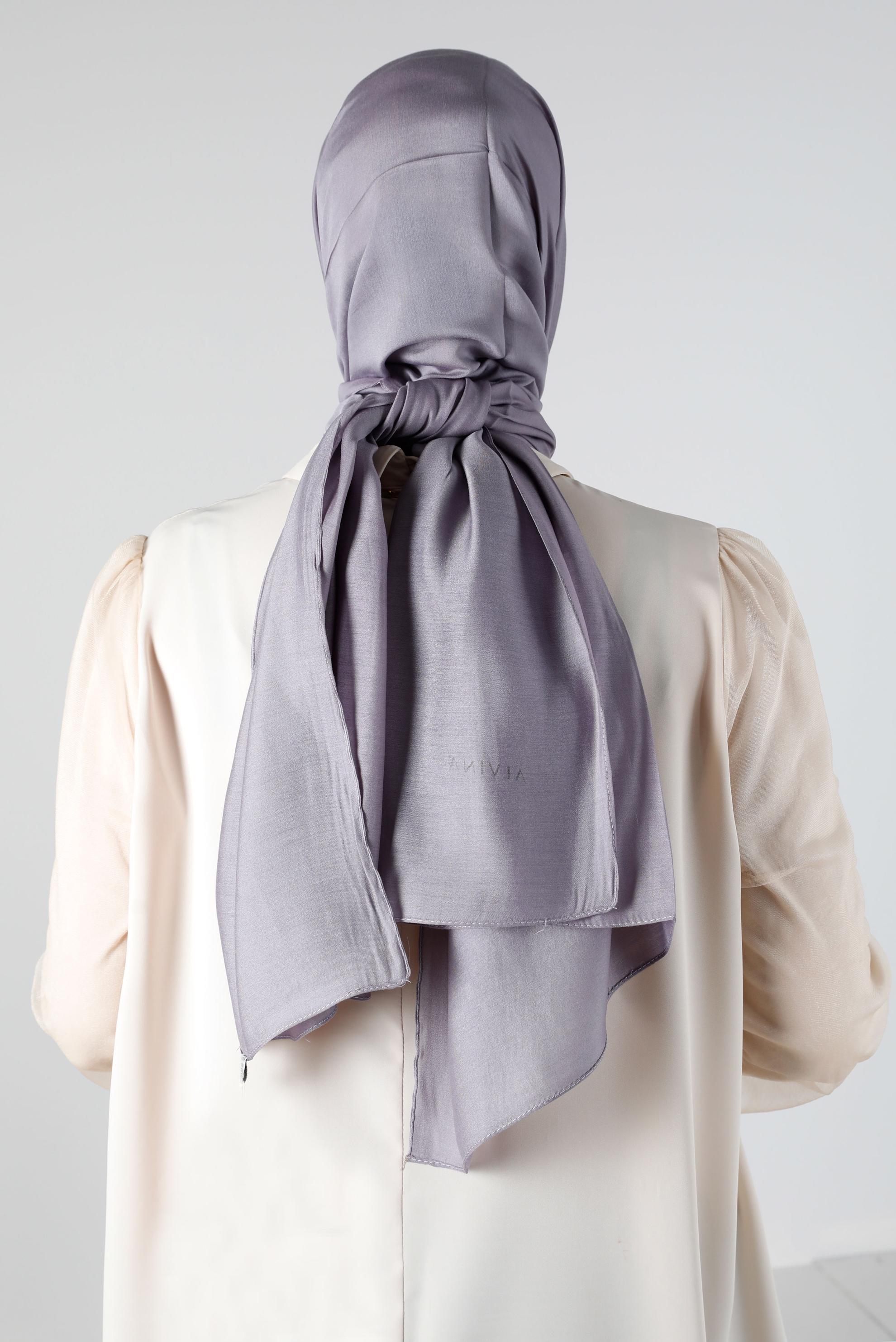 Tesettür giyim GRİ ALVİNA İNCE İPEKSİ ŞAL 8141