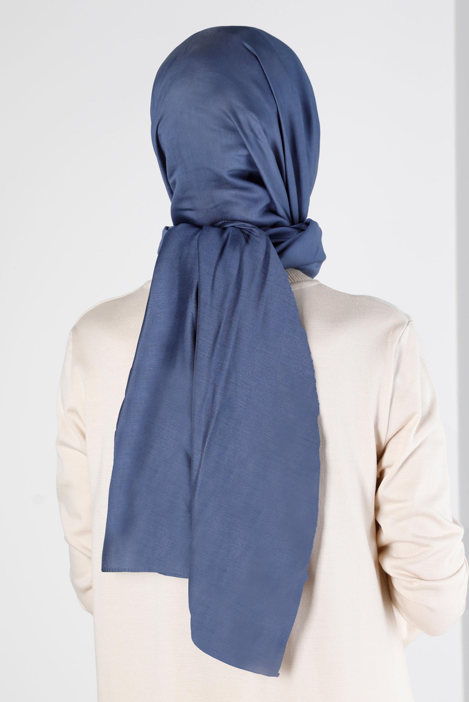 Tesettür giyim MAVİ ALVİNA İNCE İPEKSİ ŞAL 8141