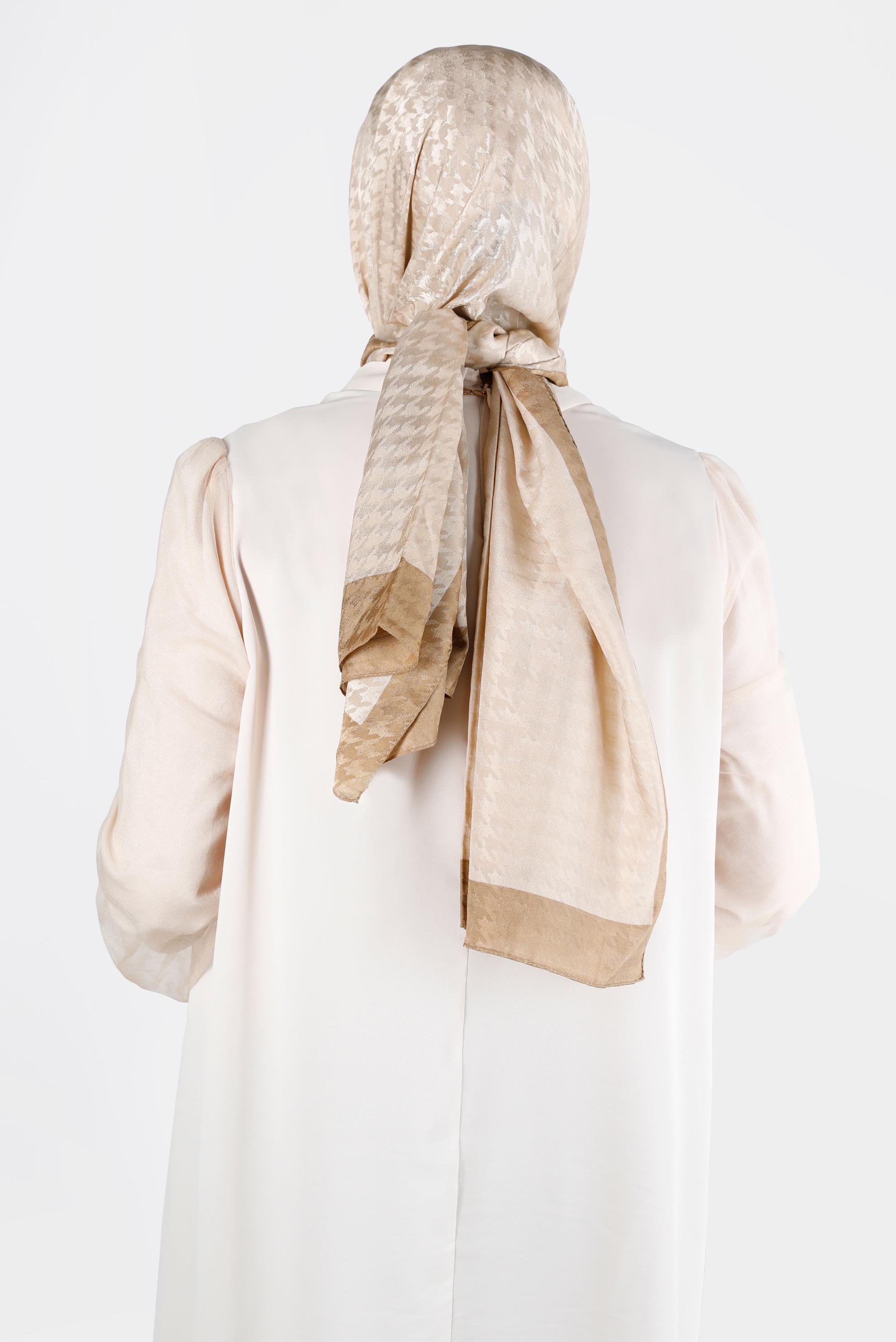 Tesettür giyim ALTIN ALVINA KAZAYAĞI DESENLİ ŞAL 8143