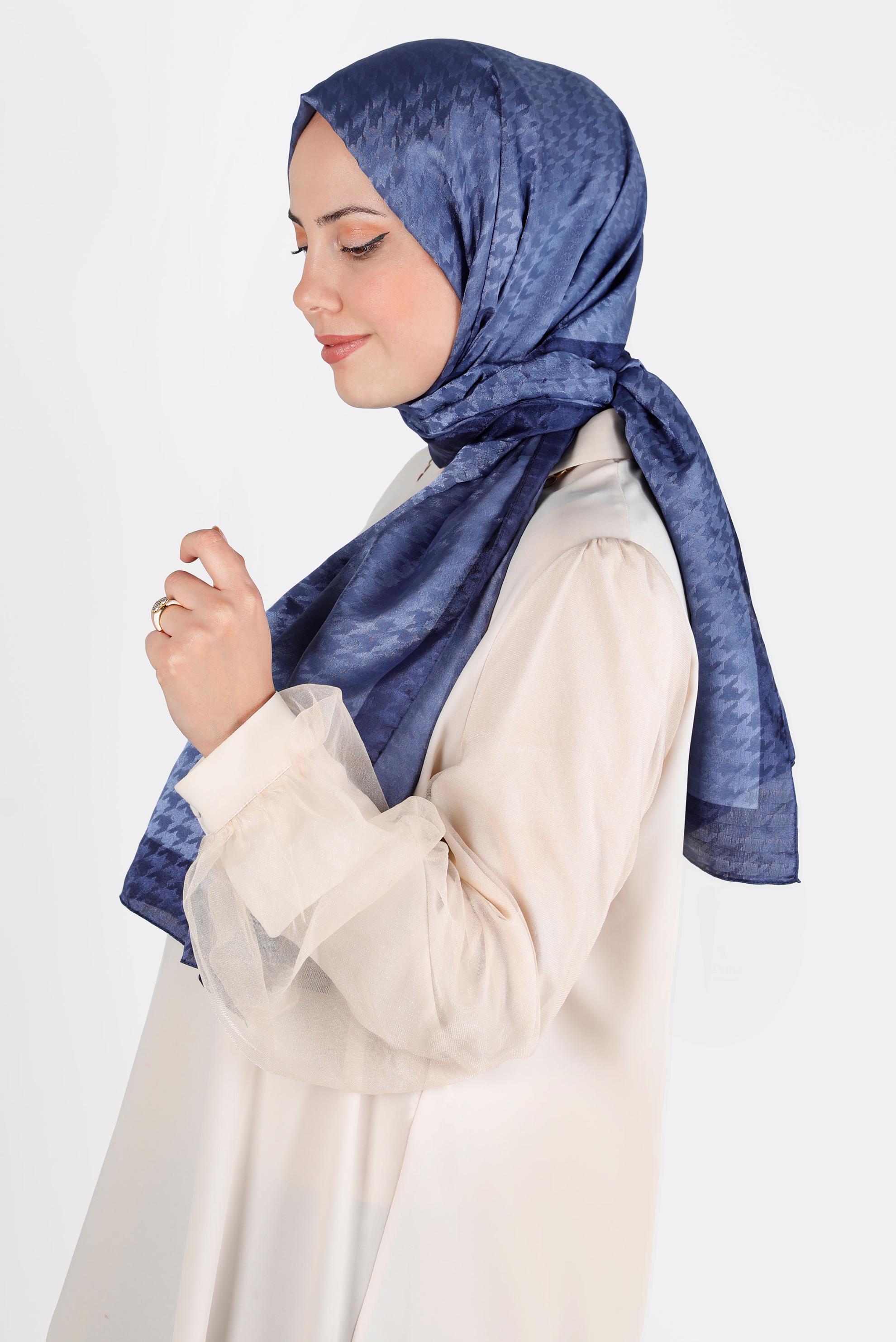 Tesettür giyim LACİVERT ALVINA KAZAYAĞI DESENLİ ŞAL 8143