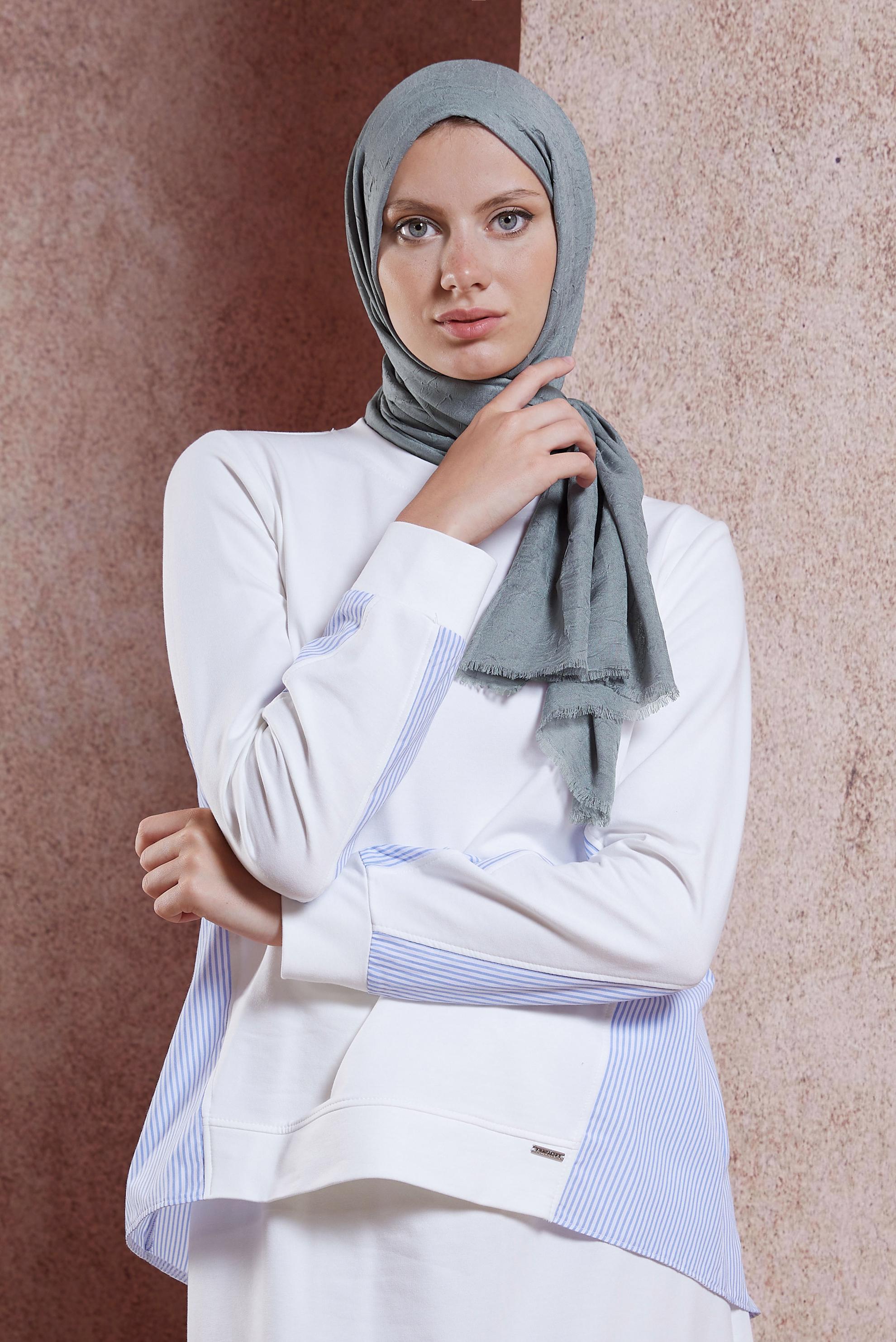 Tesettür giyim GRİ ALVİNA BAMBU KRAŞ ŞAL 8145