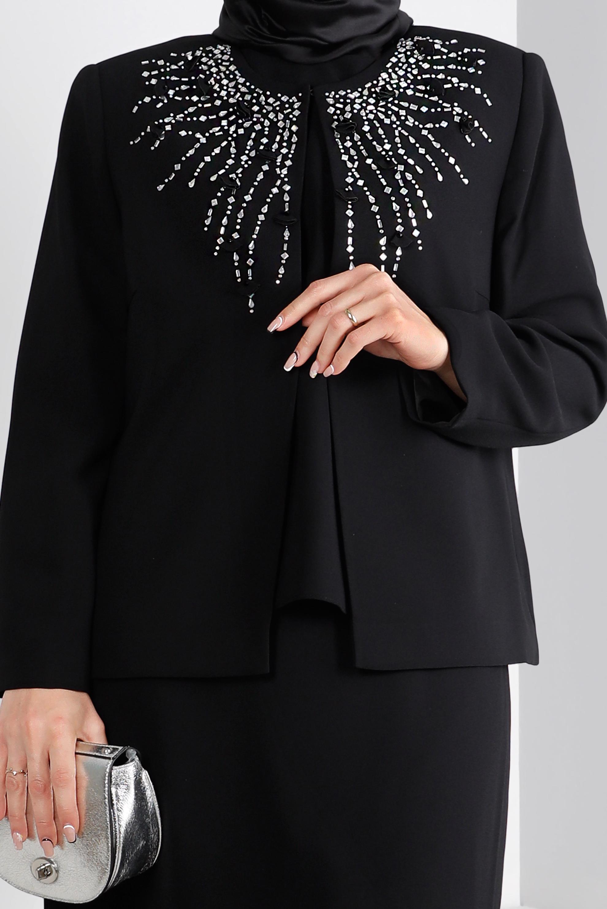 Tesettür giyim SİYAH ZIMBA DETAYLI KREP ÜÇLÜ ETEKLİ TAKIM 30286 