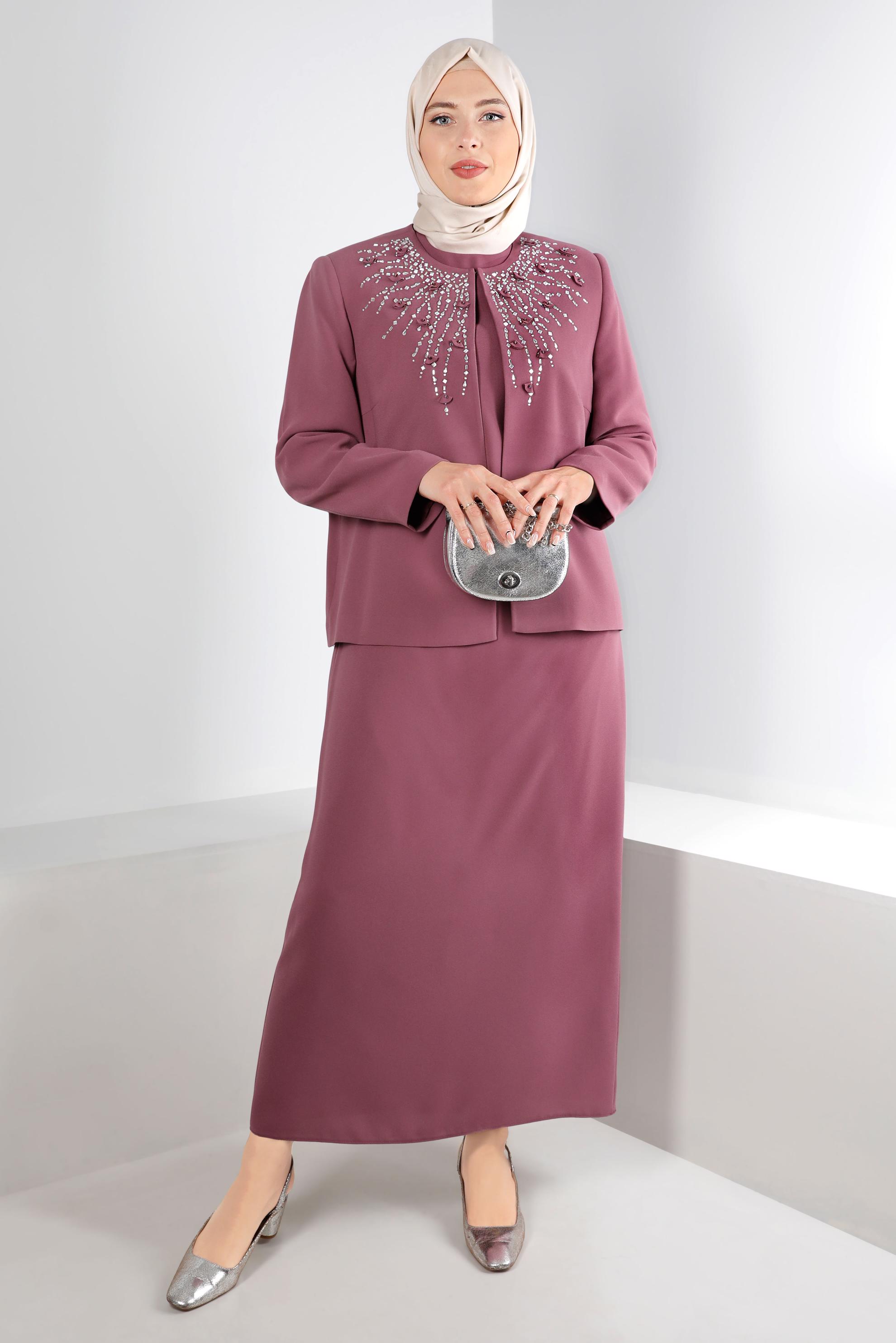 Tesettür giyim PEMBE ZIMBA DETAYLI KREP ÜÇLÜ ETEKLİ TAKIM 30286 