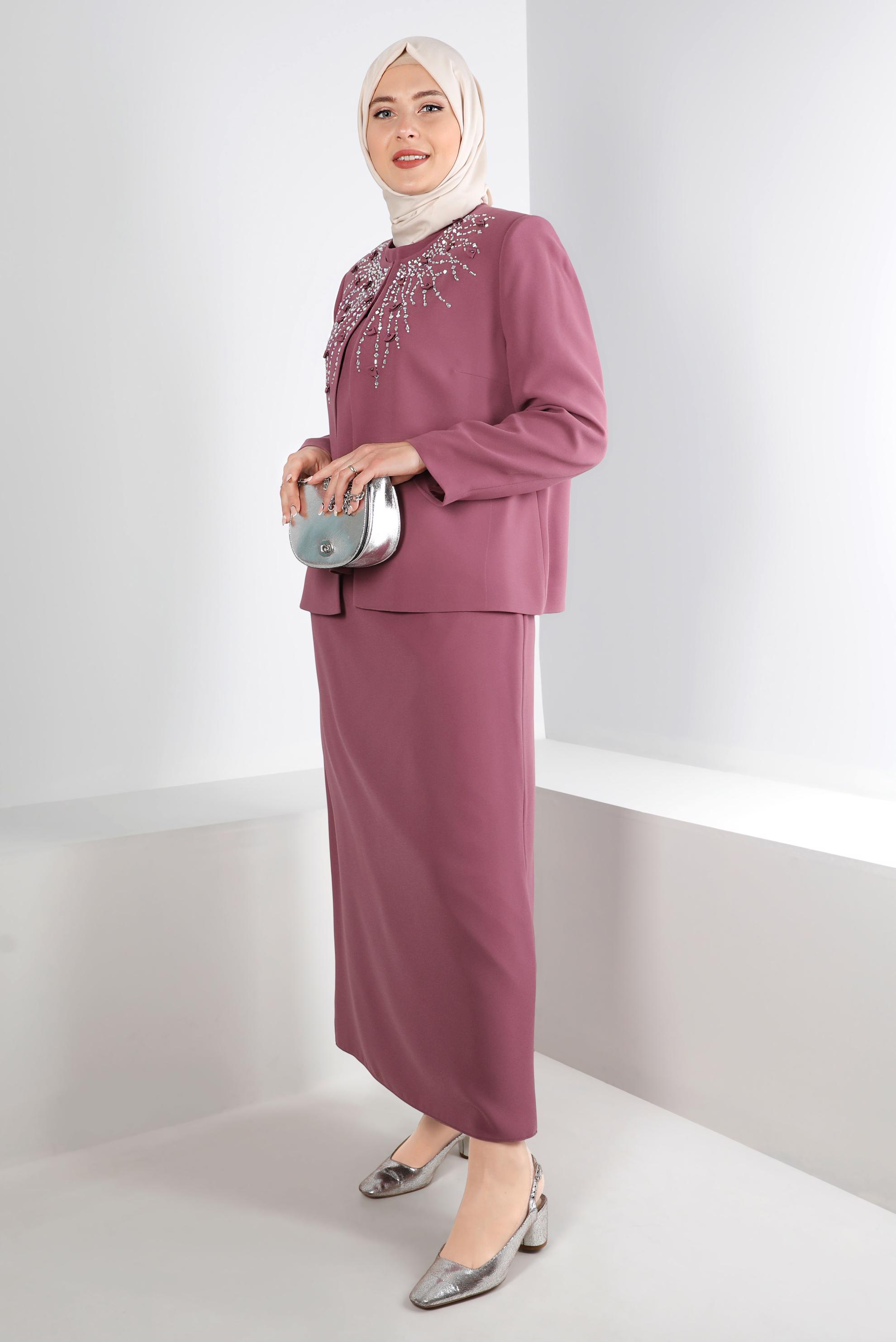 Tesettür giyim PEMBE ZIMBA DETAYLI KREP ÜÇLÜ ETEKLİ TAKIM 30286 