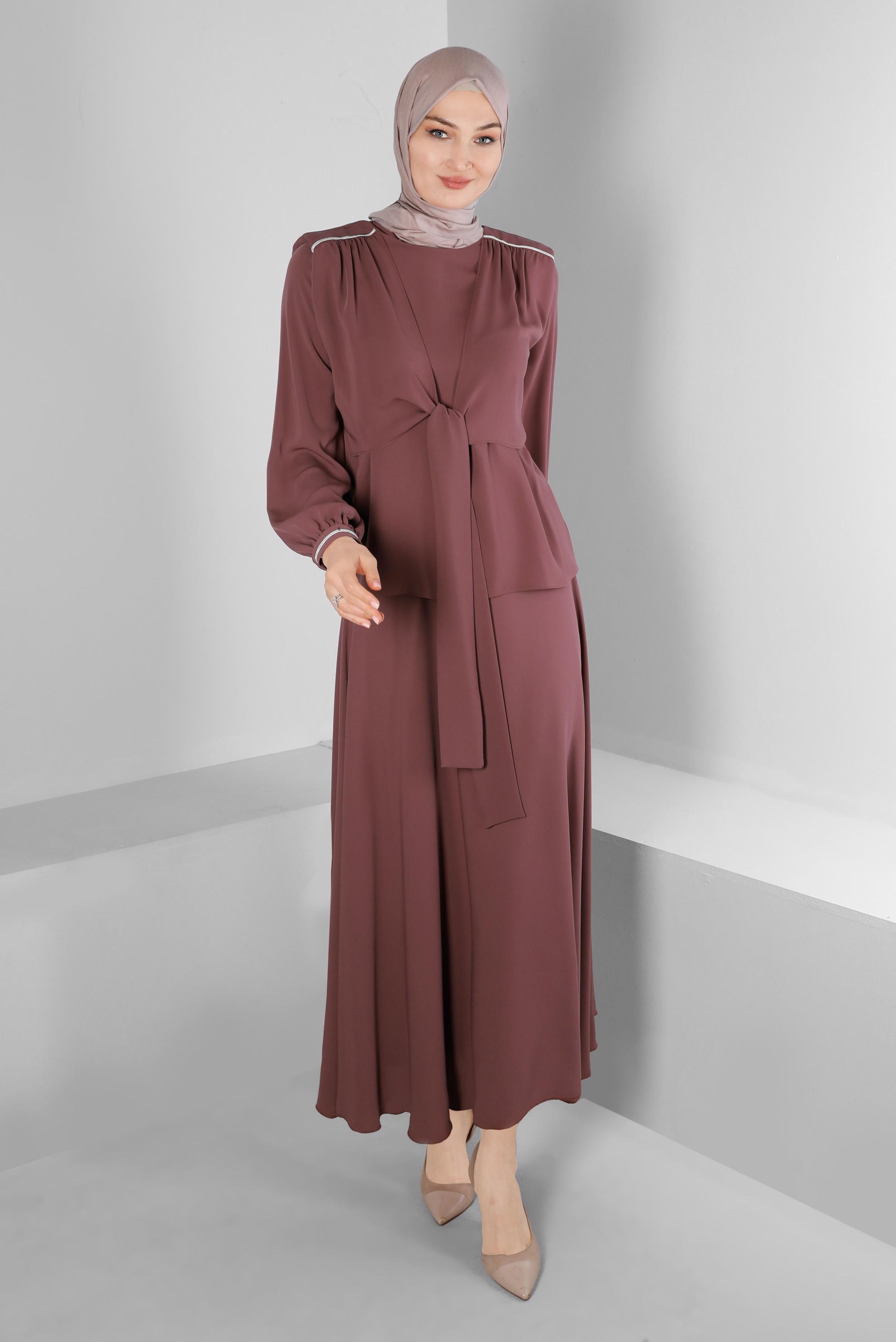 Tesettür giyim PEMBE VATKALI BAĞLAMA DETAYLI İKİLİ ETEKLİ TAKIM 42519 