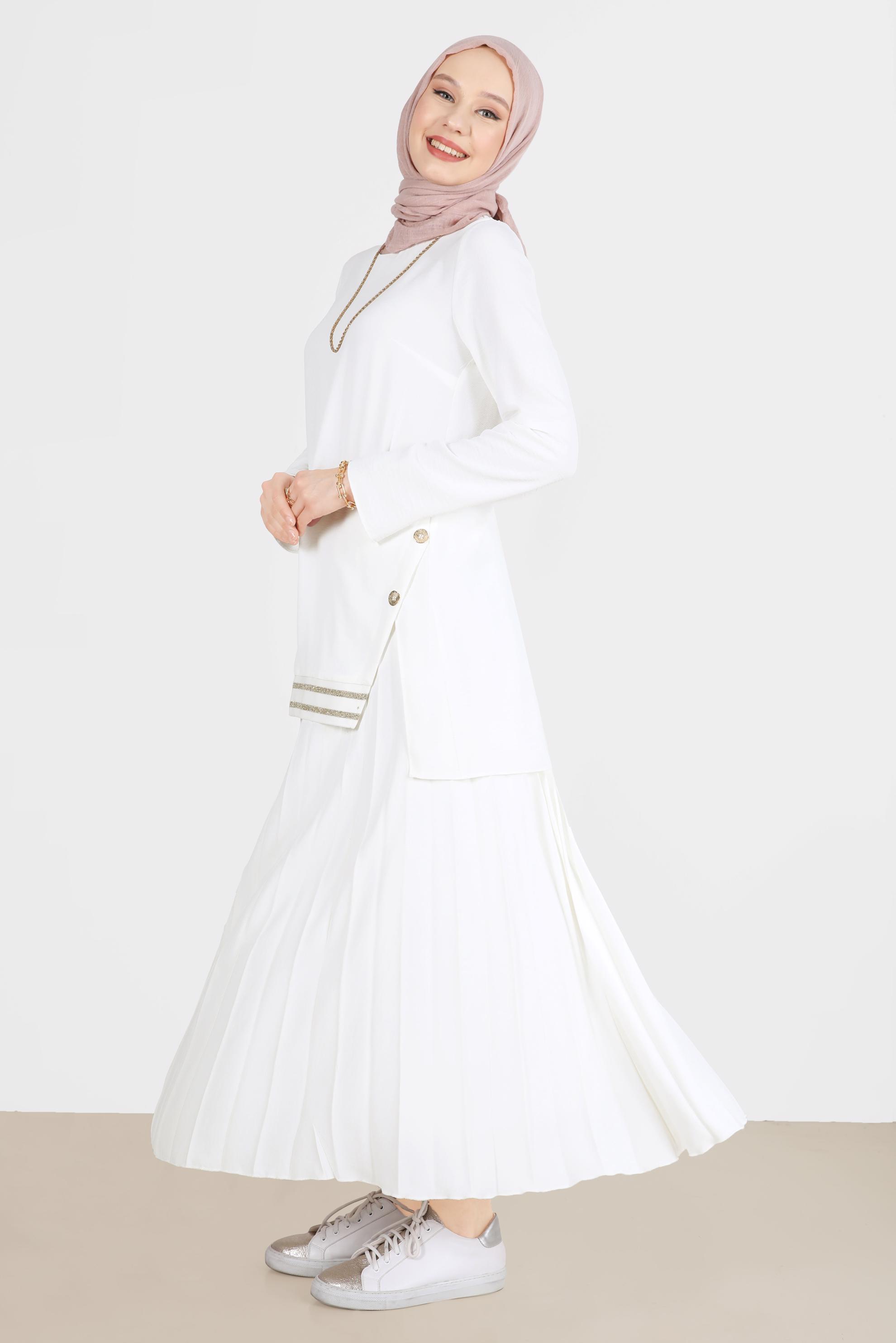 Tesettür giyim BEYAZ SİMLİ RİBANALI DÜĞMELİ İKİLİ ETEKLİ TAKIM 42607