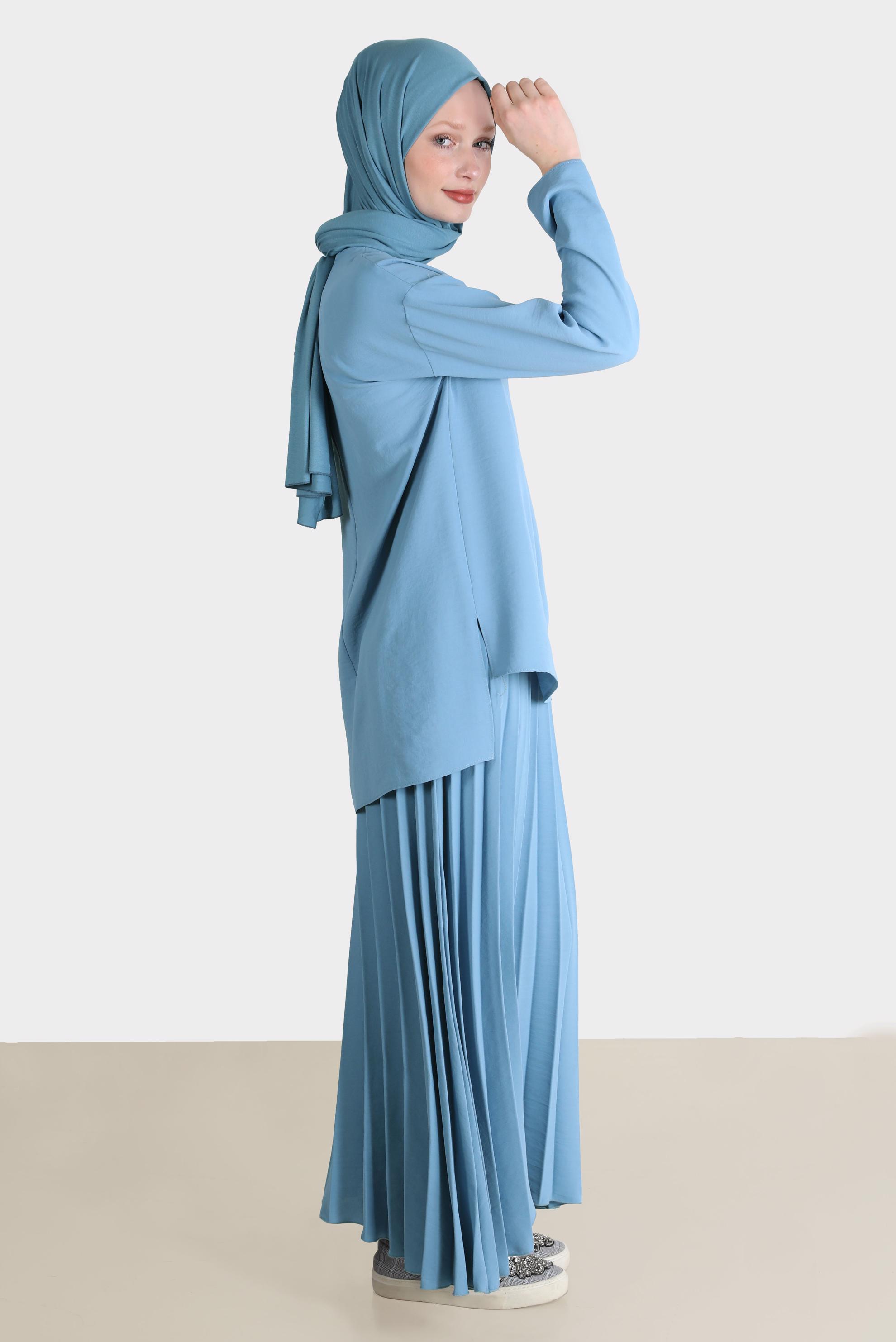 Tesettür giyim MAVİ BASKI DETAYLI İKİLİ ETEKLİ TAKIM 42612 