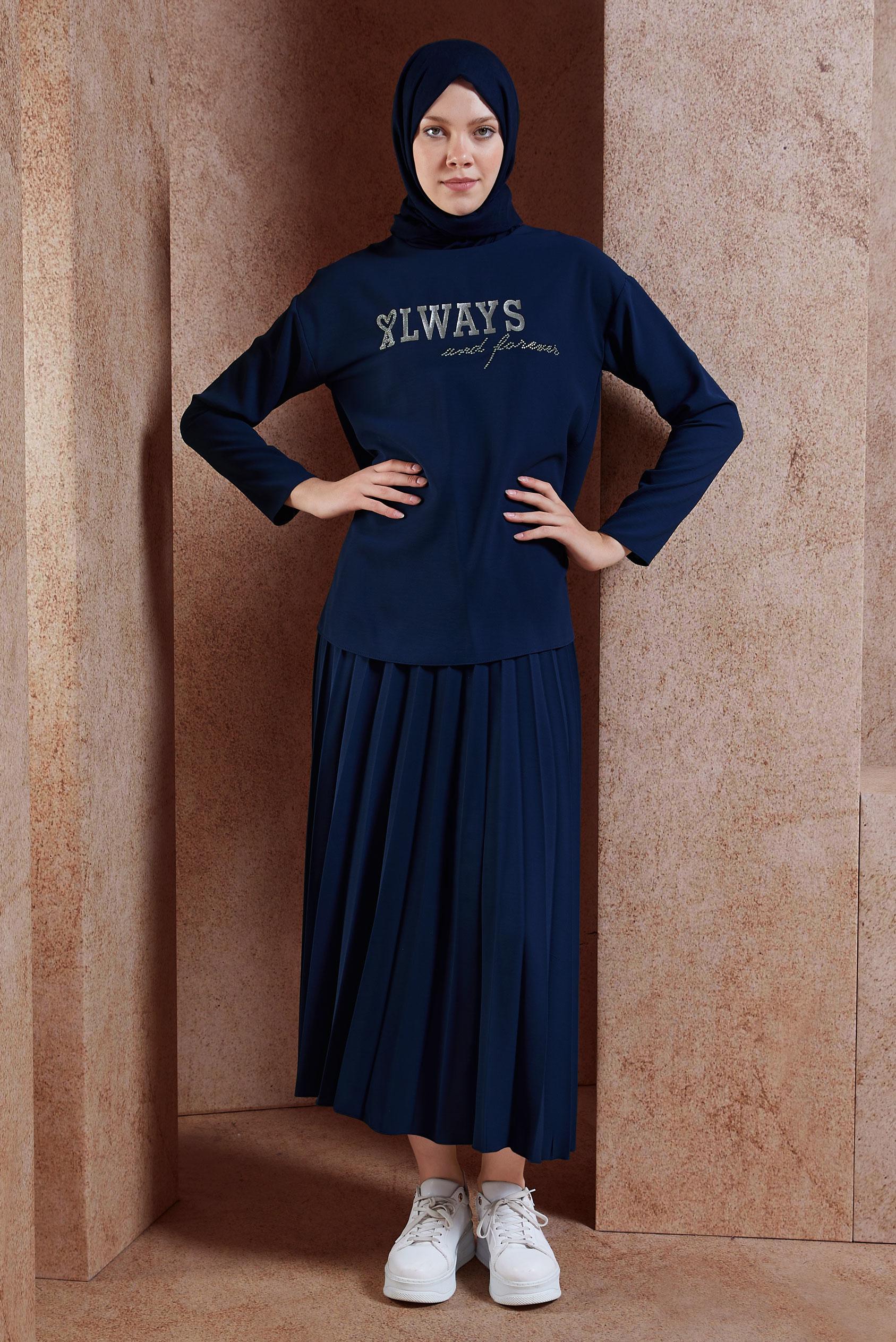 Tesettür giyim LACİVERT BASKI DETAYLI İKİLİ ETEKLİ TAKIM 42612 