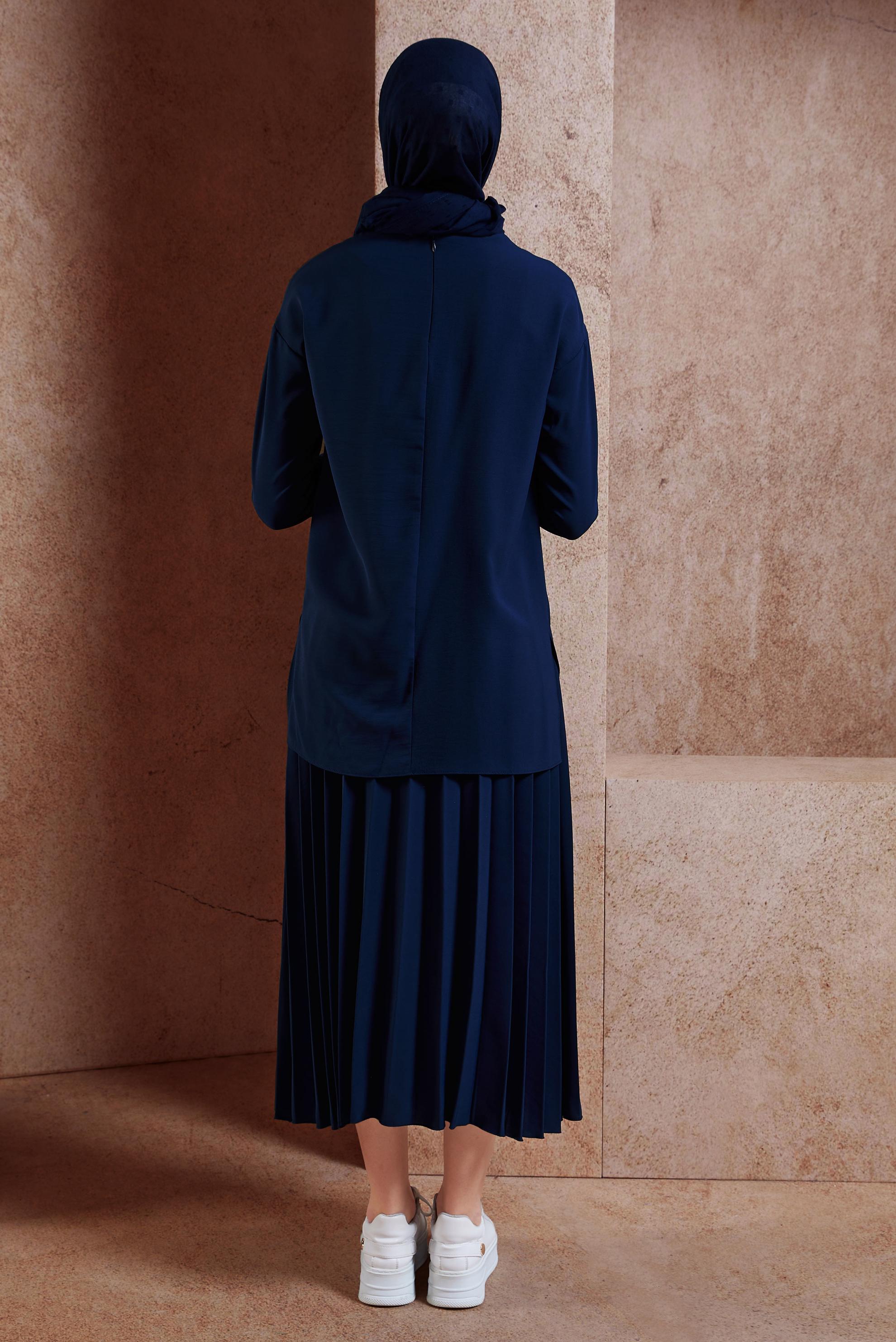 Tesettür giyim LACİVERT BASKI DETAYLI İKİLİ ETEKLİ TAKIM 42612 