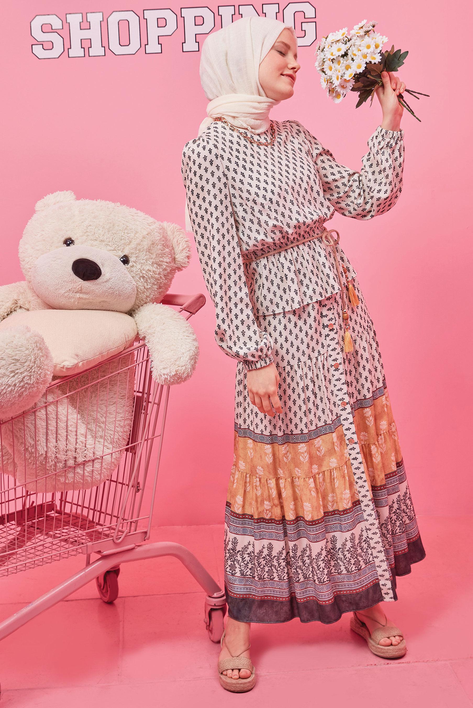 Tesettür giyim SARI ETNİK DESENLİ İKİLİ ETEKLİ TAKIM 42643 