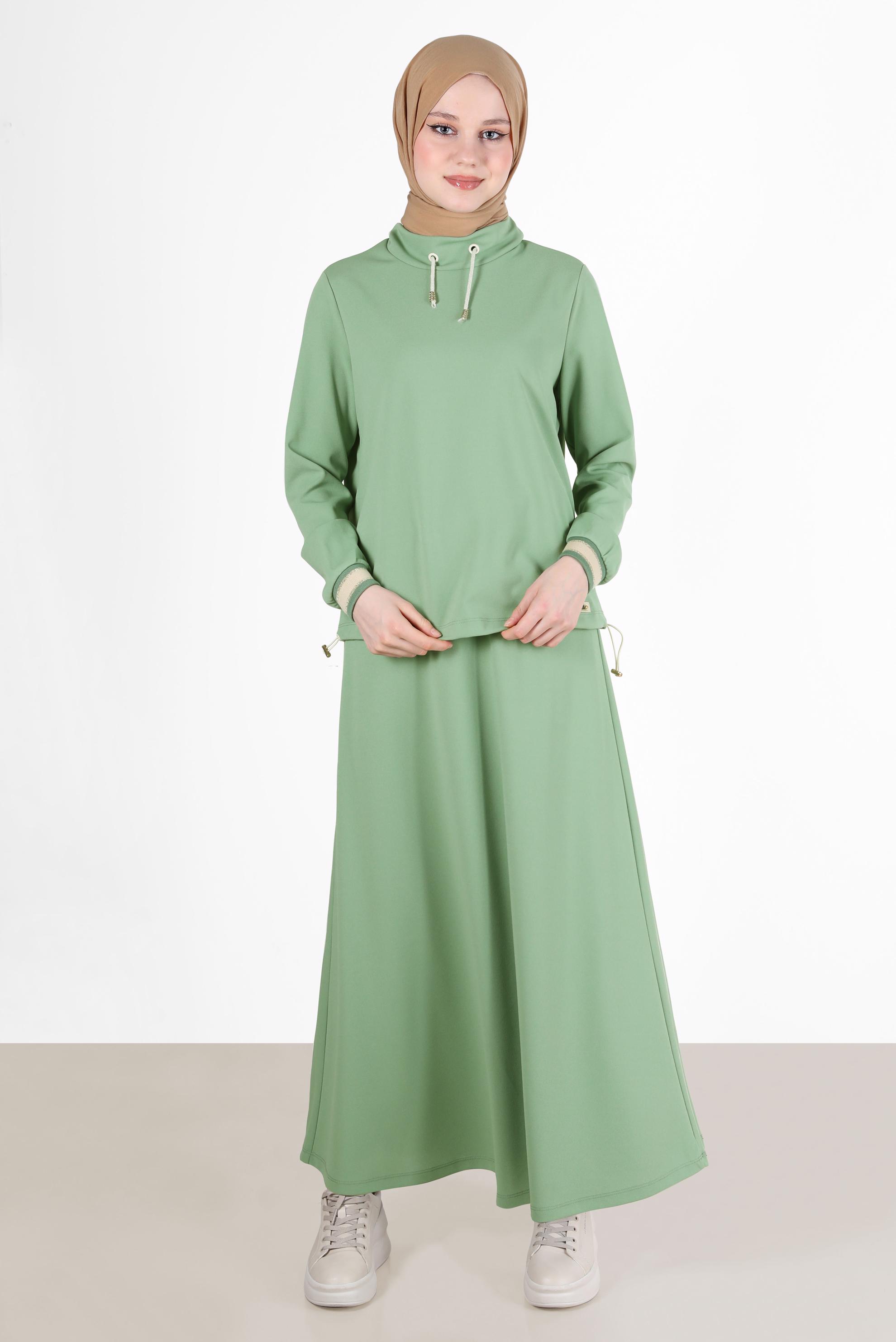 Tesettür giyim YEŞİL DİK YAKA BAĞCIKLI İKİLİ ETEKLİ TAKIM 42659 