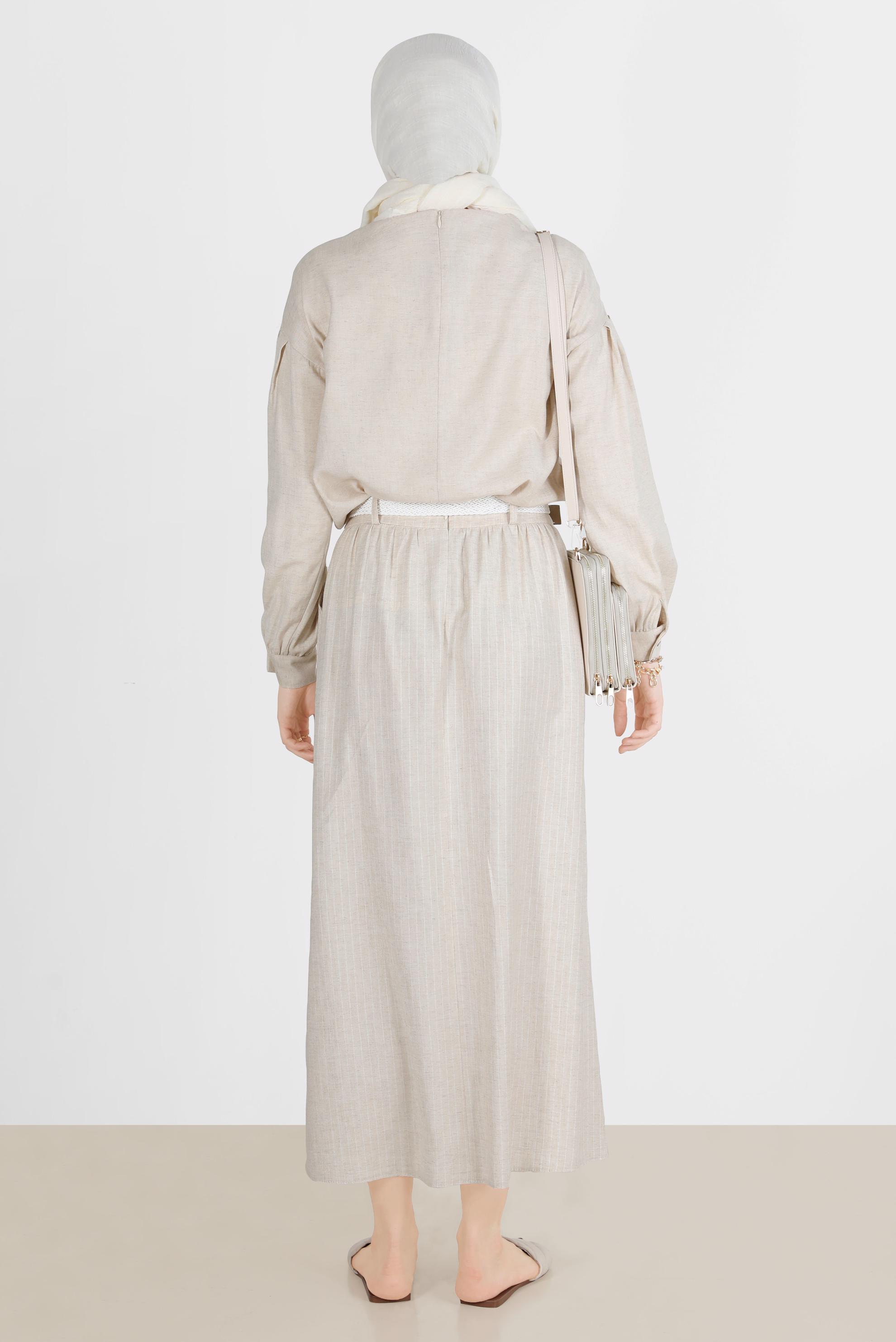 Tesettür giyim BEJ KETEN GÖRÜNÜMLÜ İKİLİ ETEKLİ TAKIM 42686 