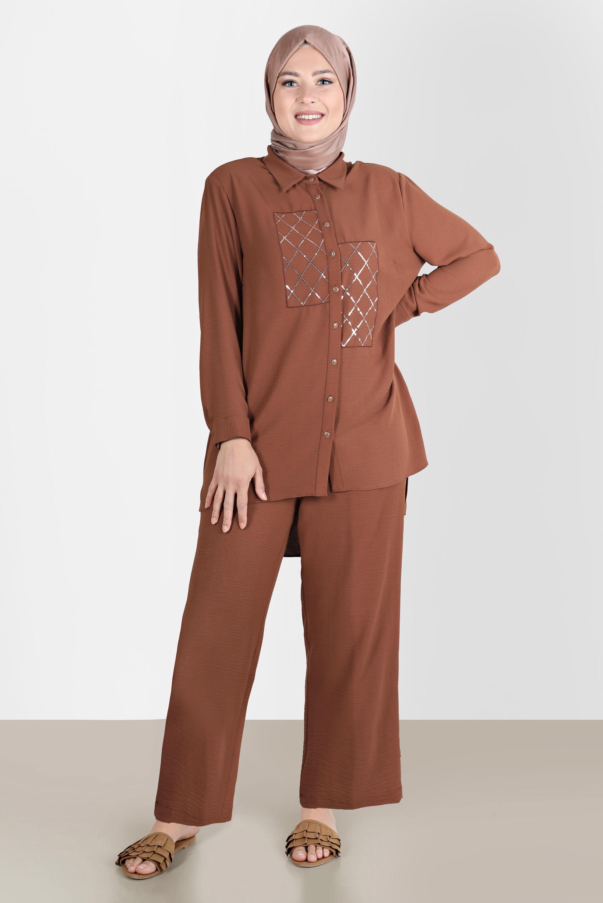 Tesettür giyim TABA PUL DETAYLI DÜĞMELİ İKİLİ PANT. TAKIM 20221 