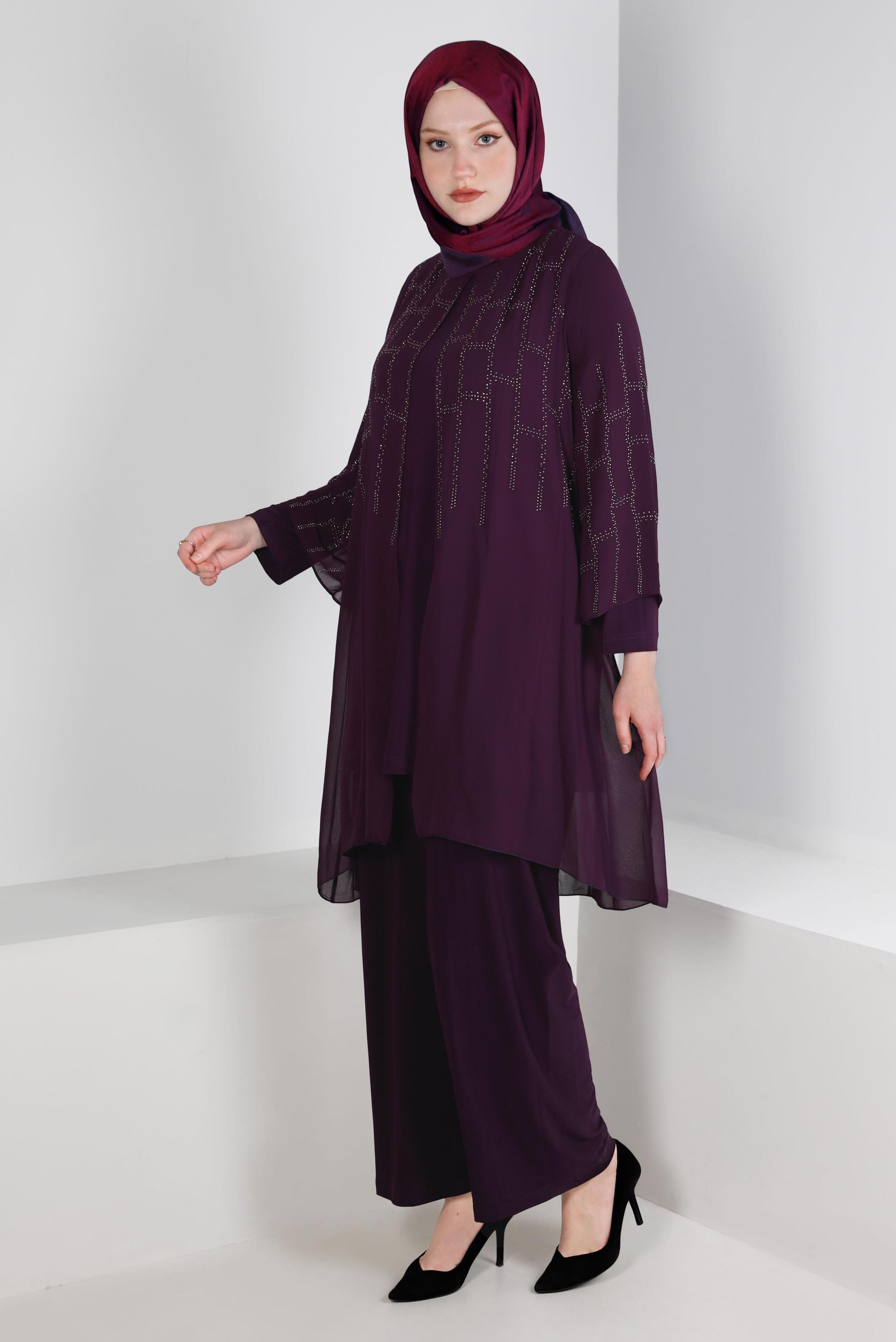 Tesettür giyim MÜRDÜM TAŞ İŞLEMELİ İKİLİ ŞİFON PANTOLONLU TAKIM 20232