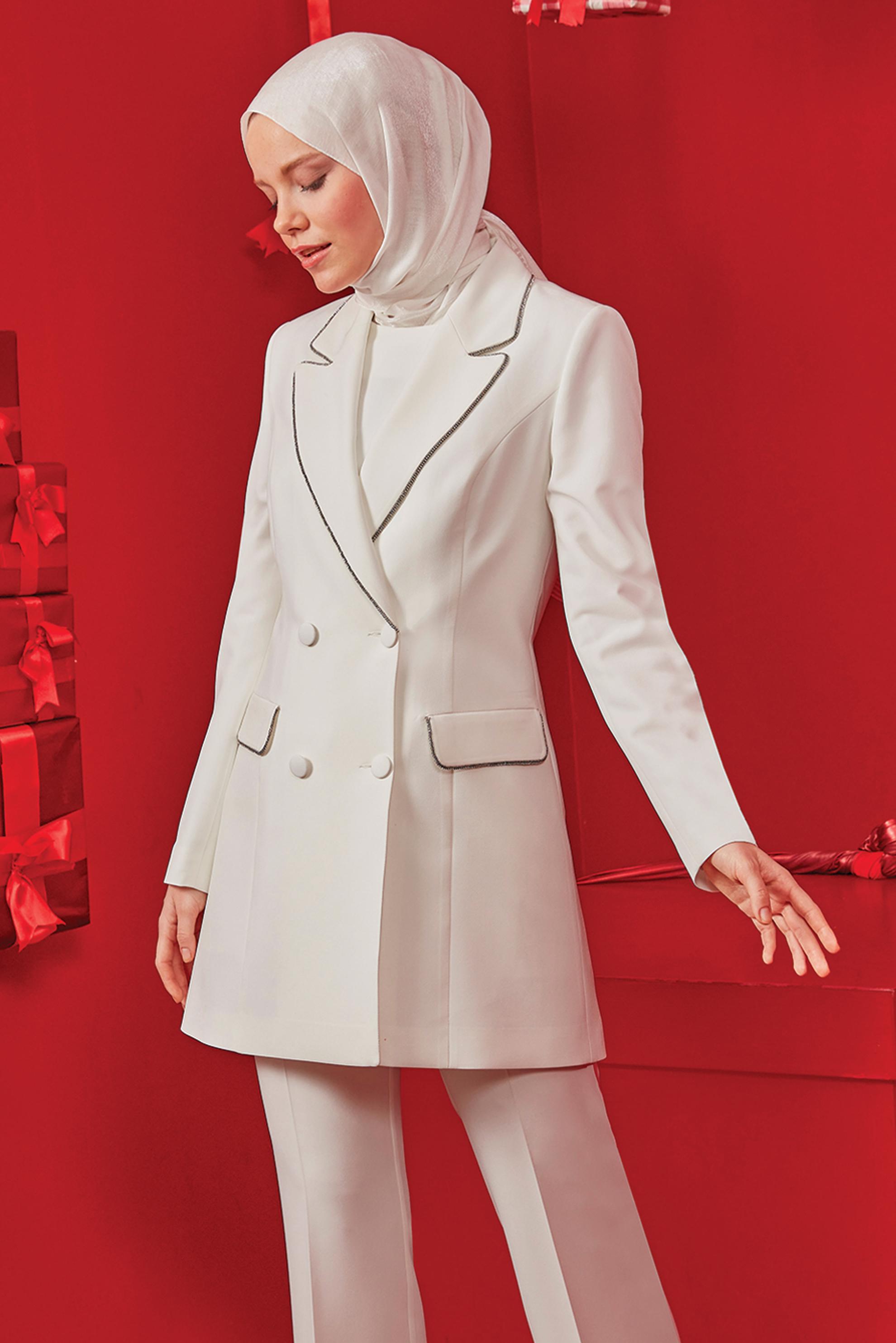 Tesettür giyim BEYAZ KRUVAZE YAKA KLASİK İKİLİ PANT. TAKIM 30257	