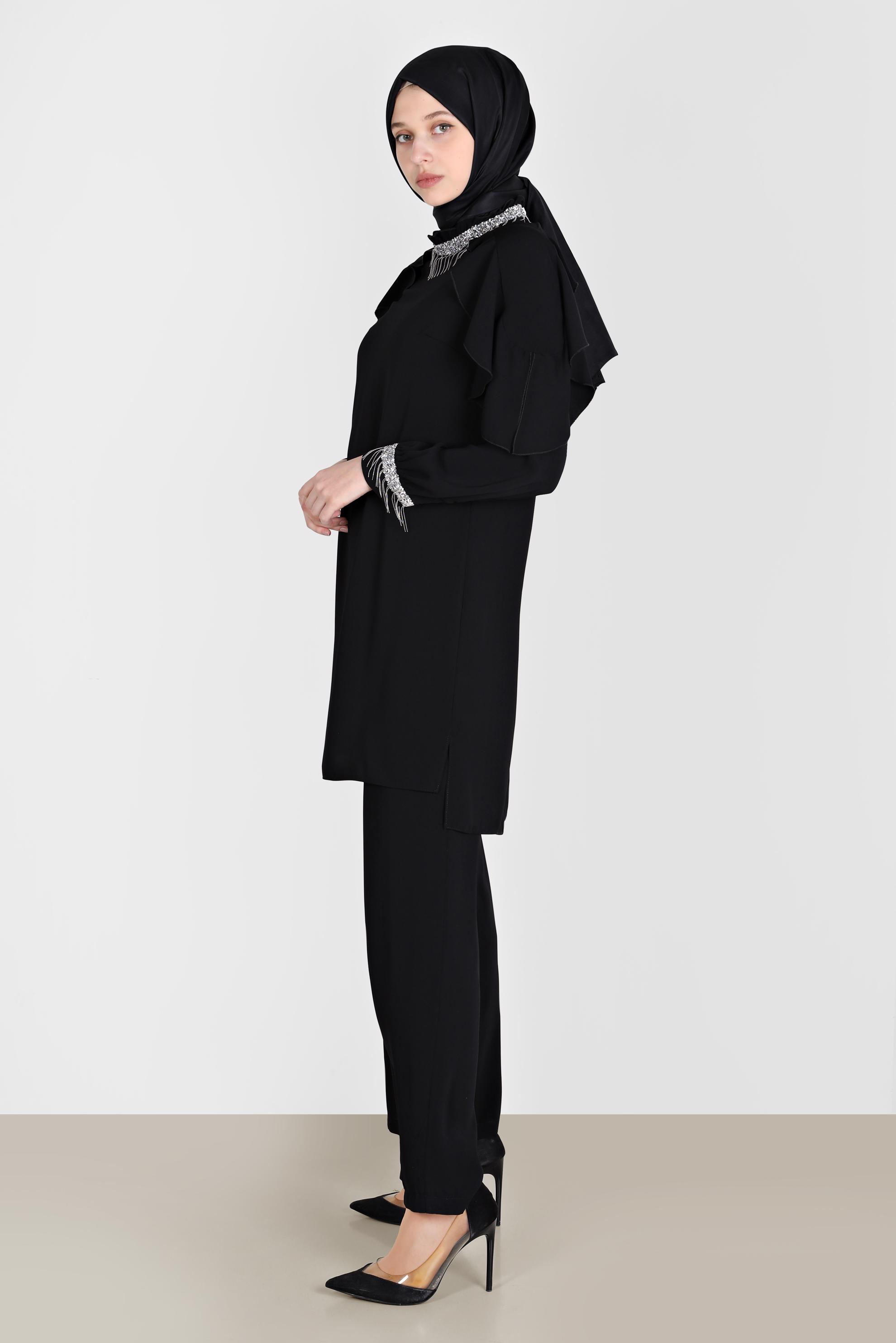 Tesettür giyim SİYAH PÜSKÜL DETAYLI VOLANLI İKİLİ PANT. TAKIM 30259 