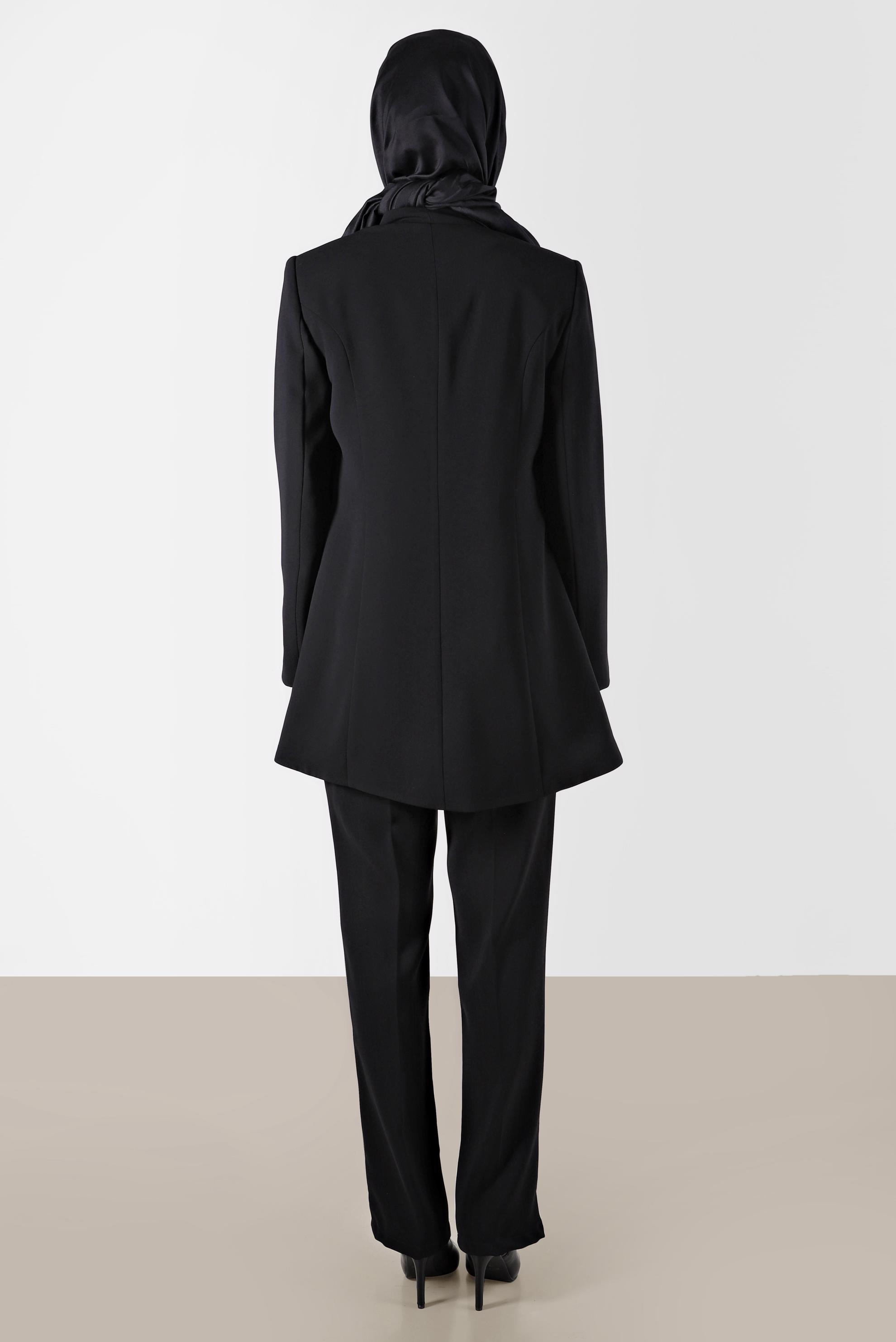 Tesettür giyim SİYAH OMUZLARI TAŞ DETAYLI ÜÇLÜ PANT. TAKIM 30261 