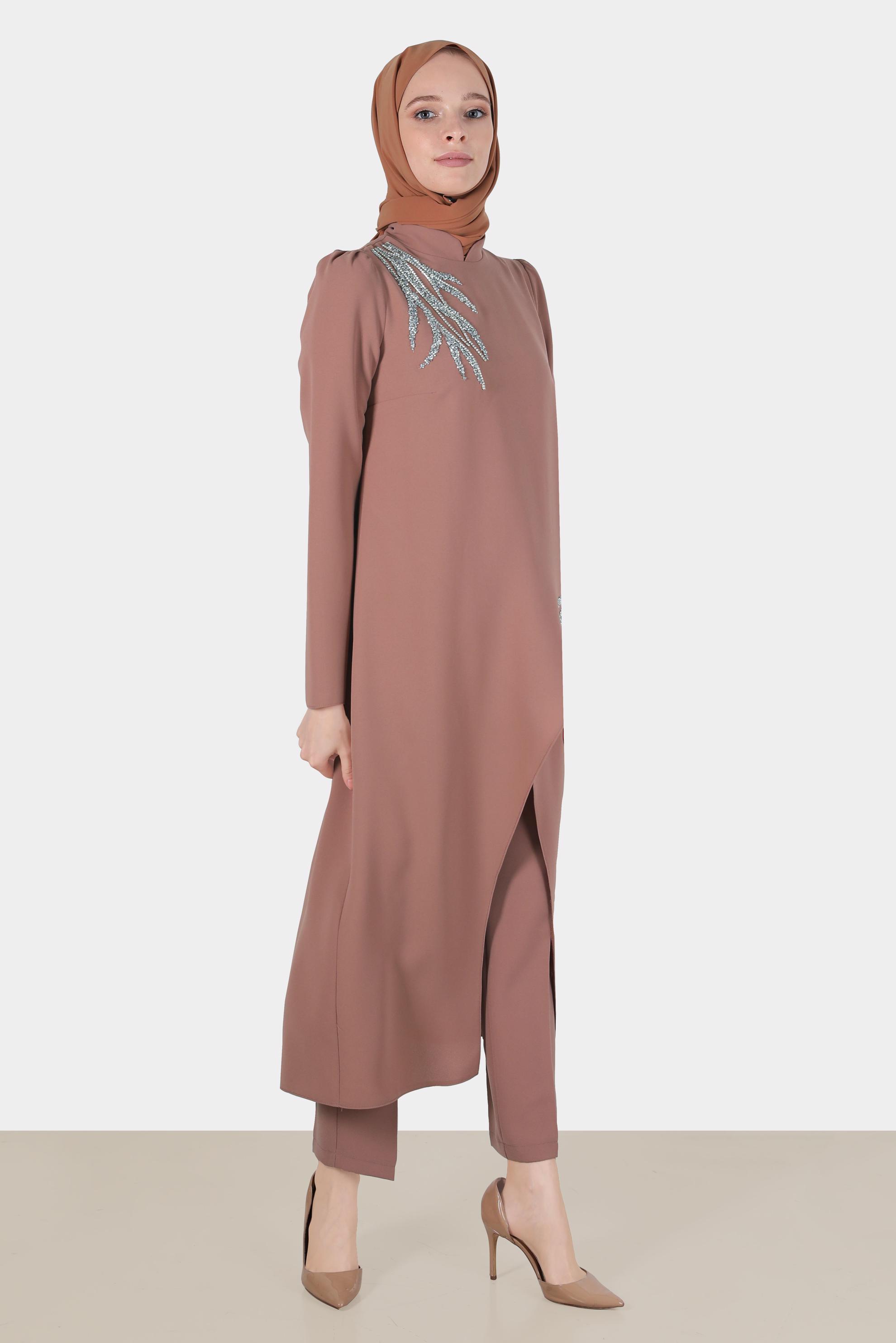 Tesettür giyim KAHVE TAŞ DETAYLI İKİLİ PANTOLONLU TAKIM 30262