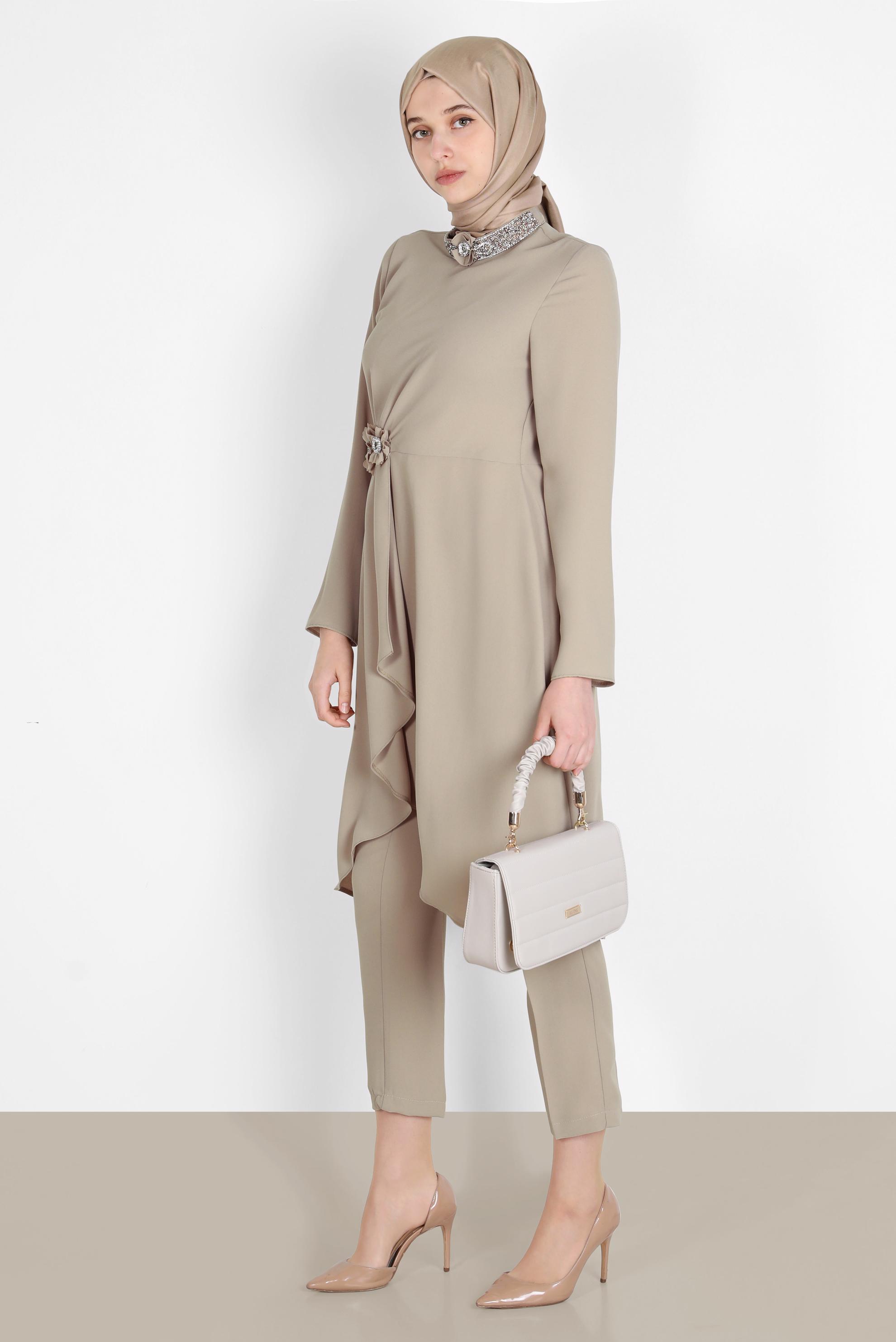 Tesettür giyim BEJ TAŞLI ÇİÇEK DETAYLI İKİLİ PANT. TAKIM 30265 